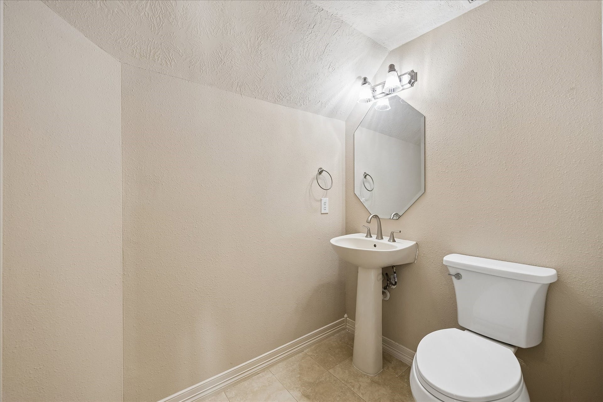 Powder room.