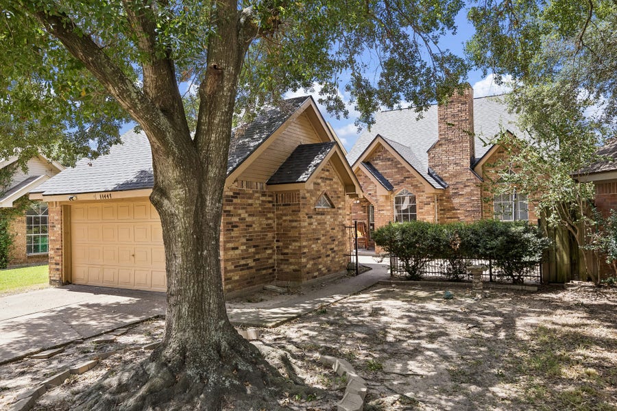 Property photo for 11447 W Travelers Way Circle, Houston, TX