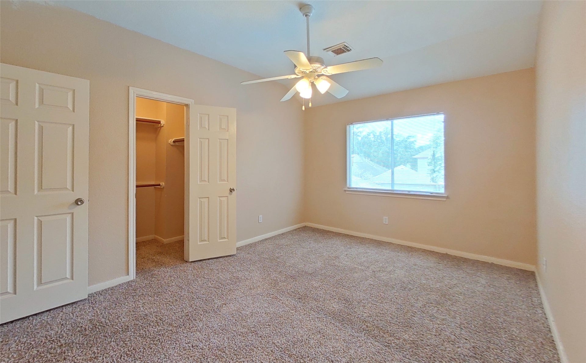 2810 White Oak Lane, Pearland, TX 77584 2nd Bedroom