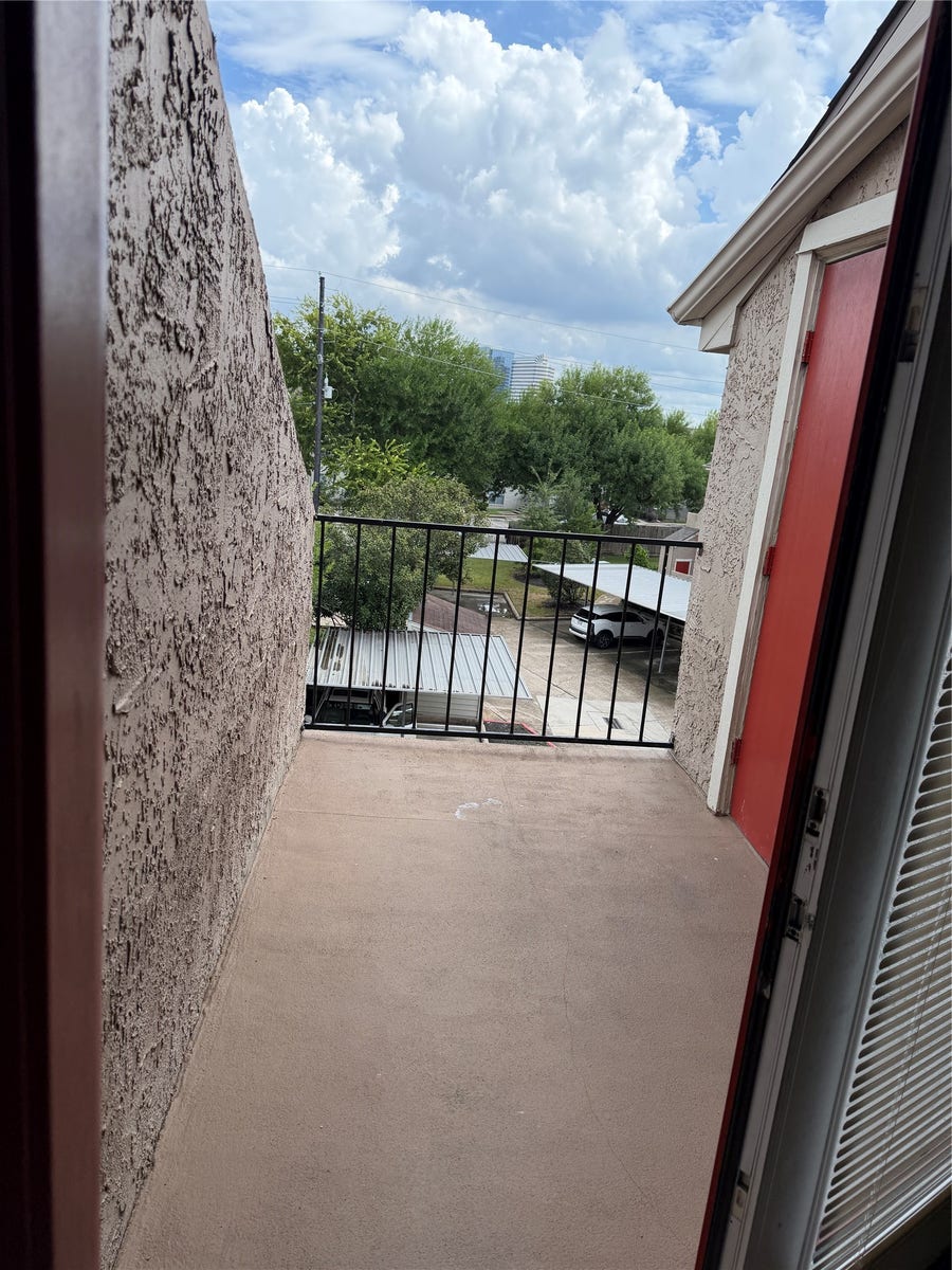 Property photo for 10855 Meadowglen Lane, #942, Houston, TX