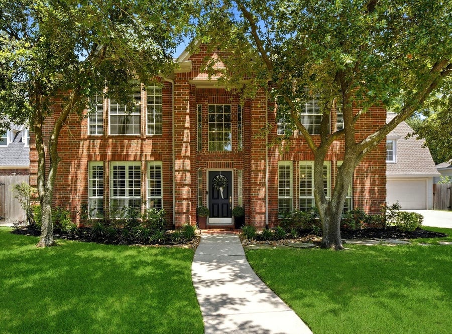 Property photo for 17114 Wunder Hill Drive, Spring, TX