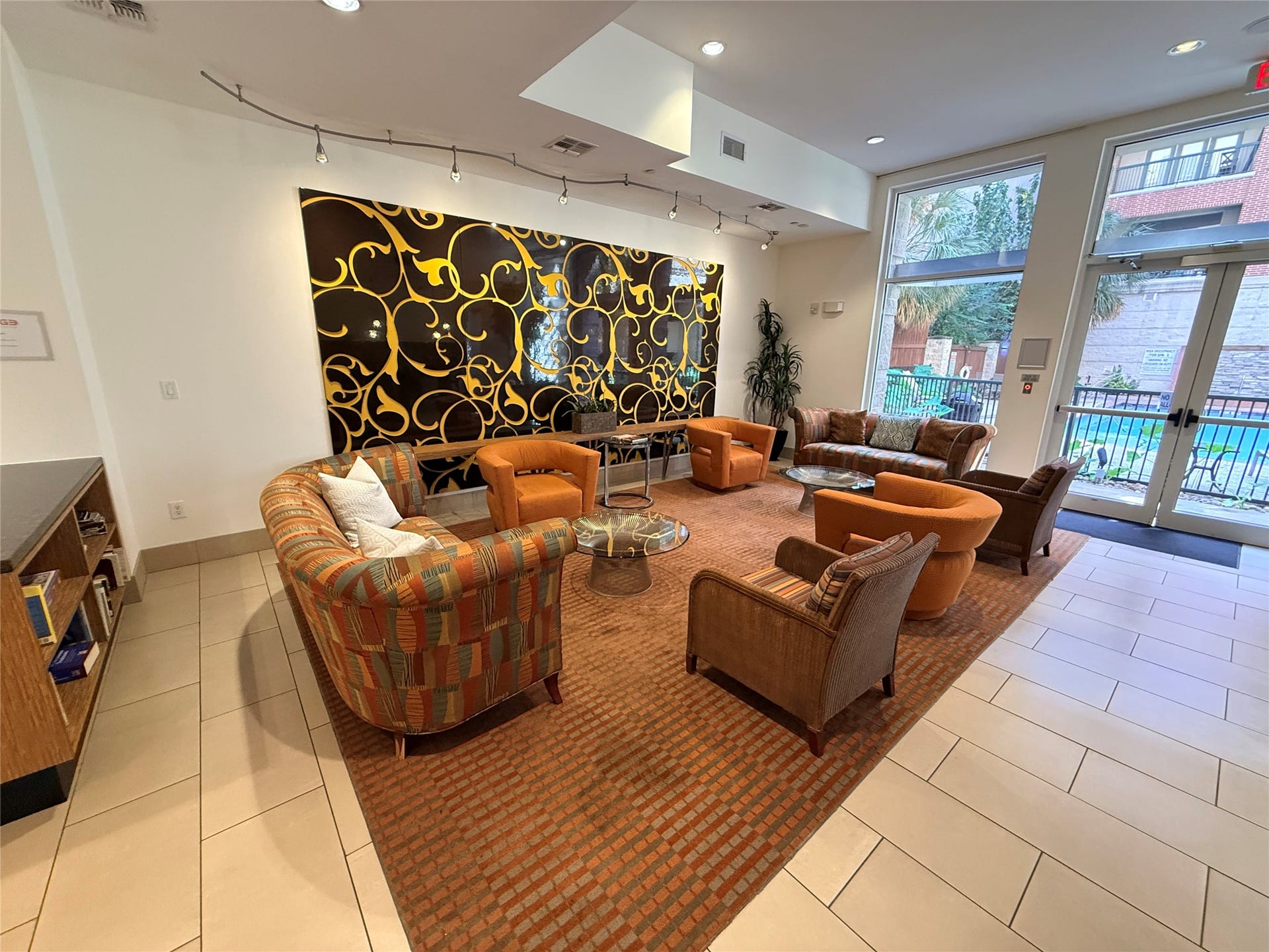 300 St Joseph Parkway, #412, Houston, TX 77002 Residents Lounge