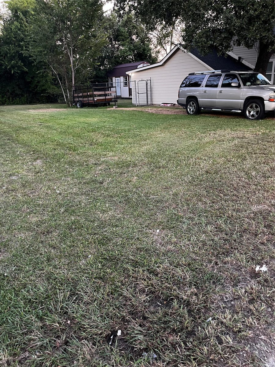 Property photo for 806 E Fayle st, Baytown, TX