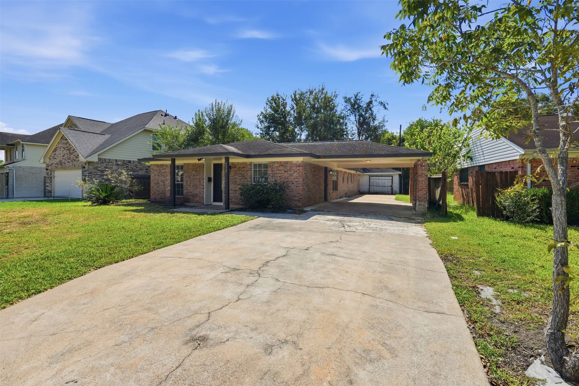 4510 Bungalow Lane, Houston, TX 77047 4510 Bungalow Lane, Houston, TX 77047