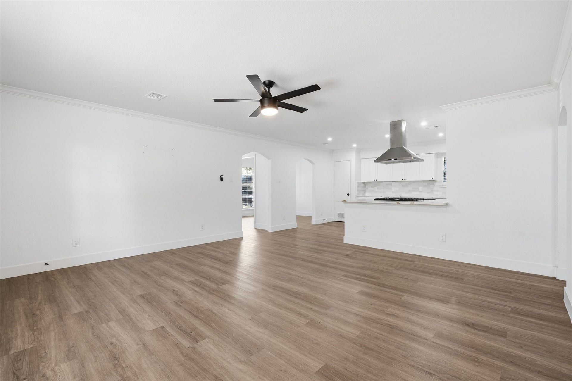 4510 Bungalow Lane, Houston, TX 77047 4510 Bungalow Lane, Houston, TX 77047