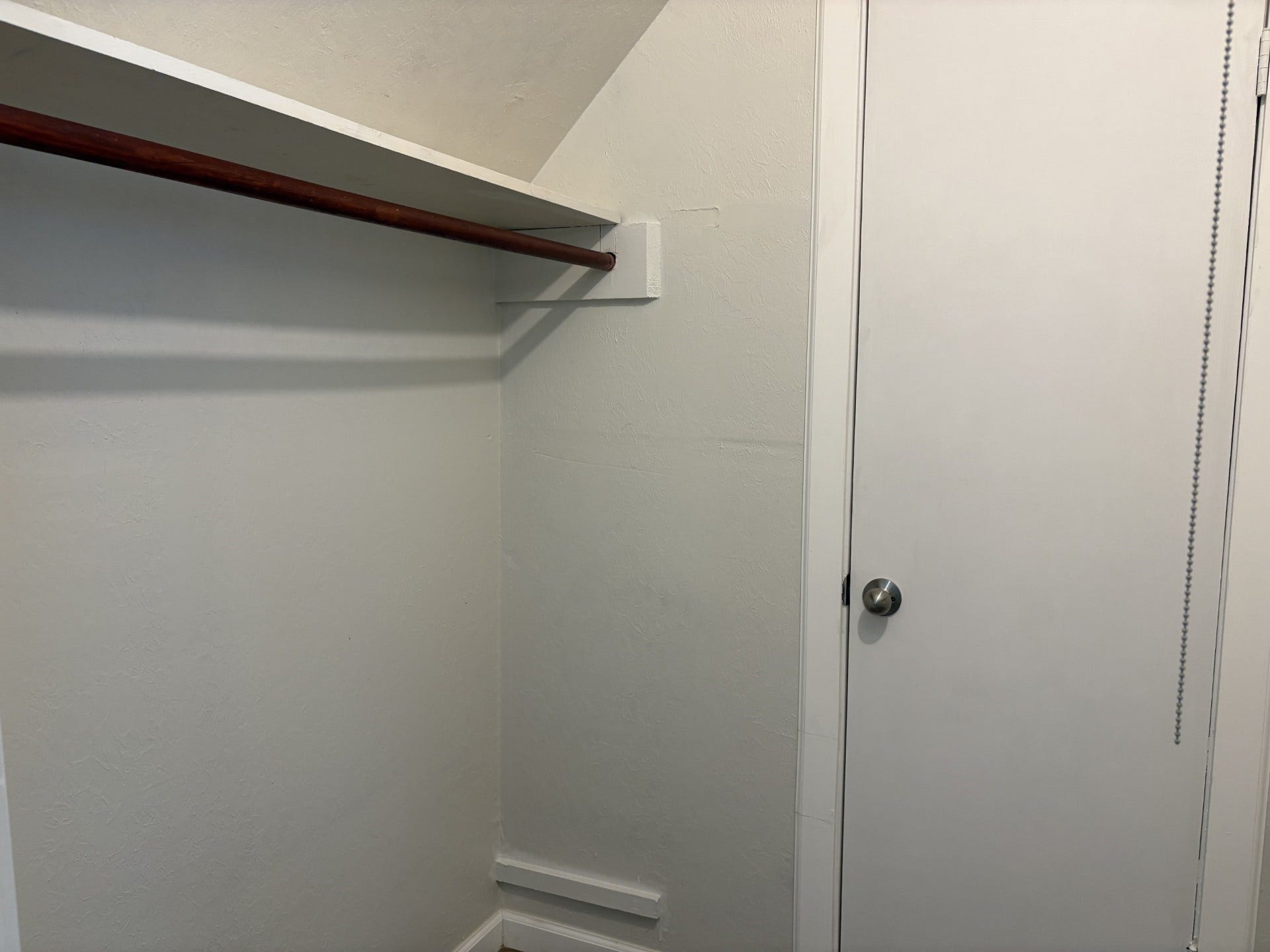3004 Woodland Drive, Dickinson, TX 77539 More closet space in 2nd bedroom