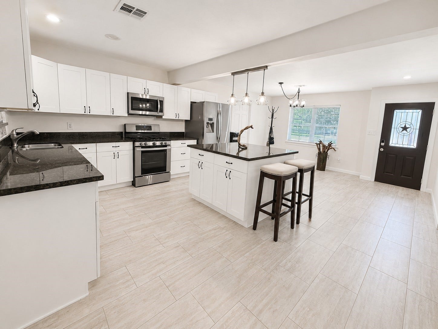 3004 Woodland Drive, Dickinson, TX 77539 Kitchen