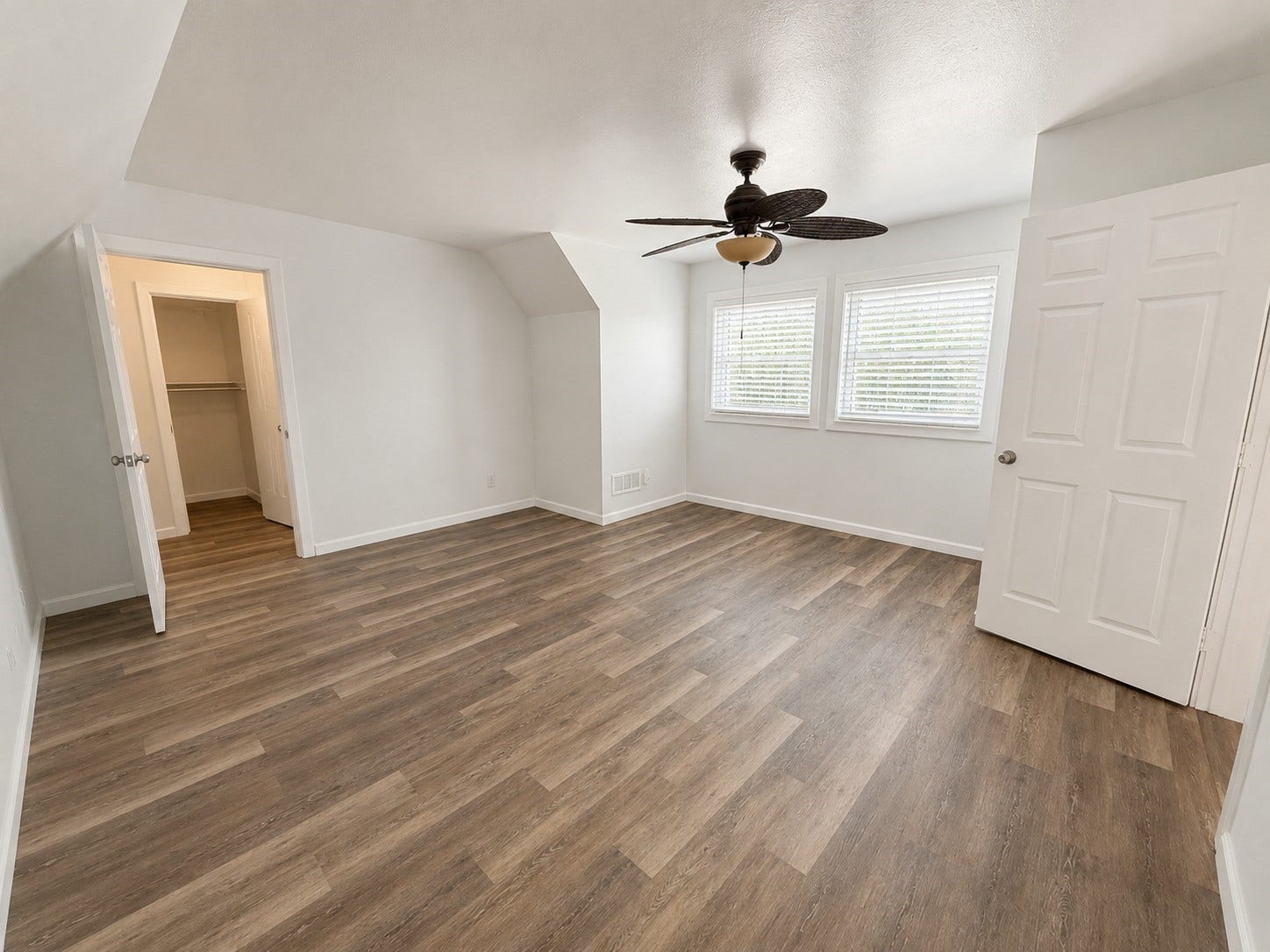 3004 Woodland Drive, Dickinson, TX 77539 Another view of 2nd bedroom