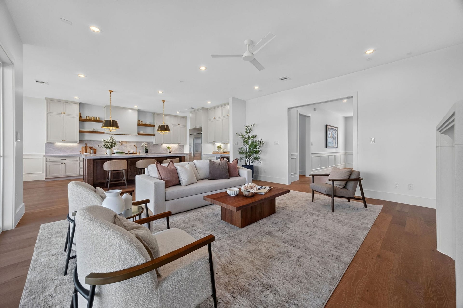 1726 Saxon Drive, Houston, TX 77018 Alt view of the living room showing the refined architectural details.