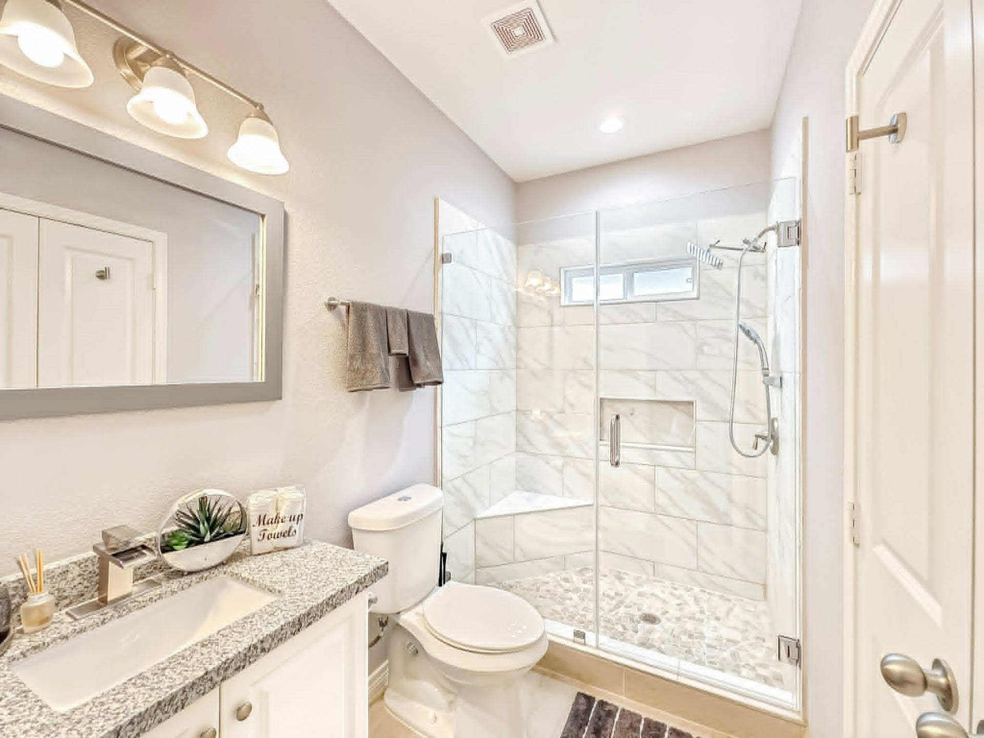 861 Palmdate, Montgomery, TX 77316 861 Palmdate, Montgomery, TX 77316