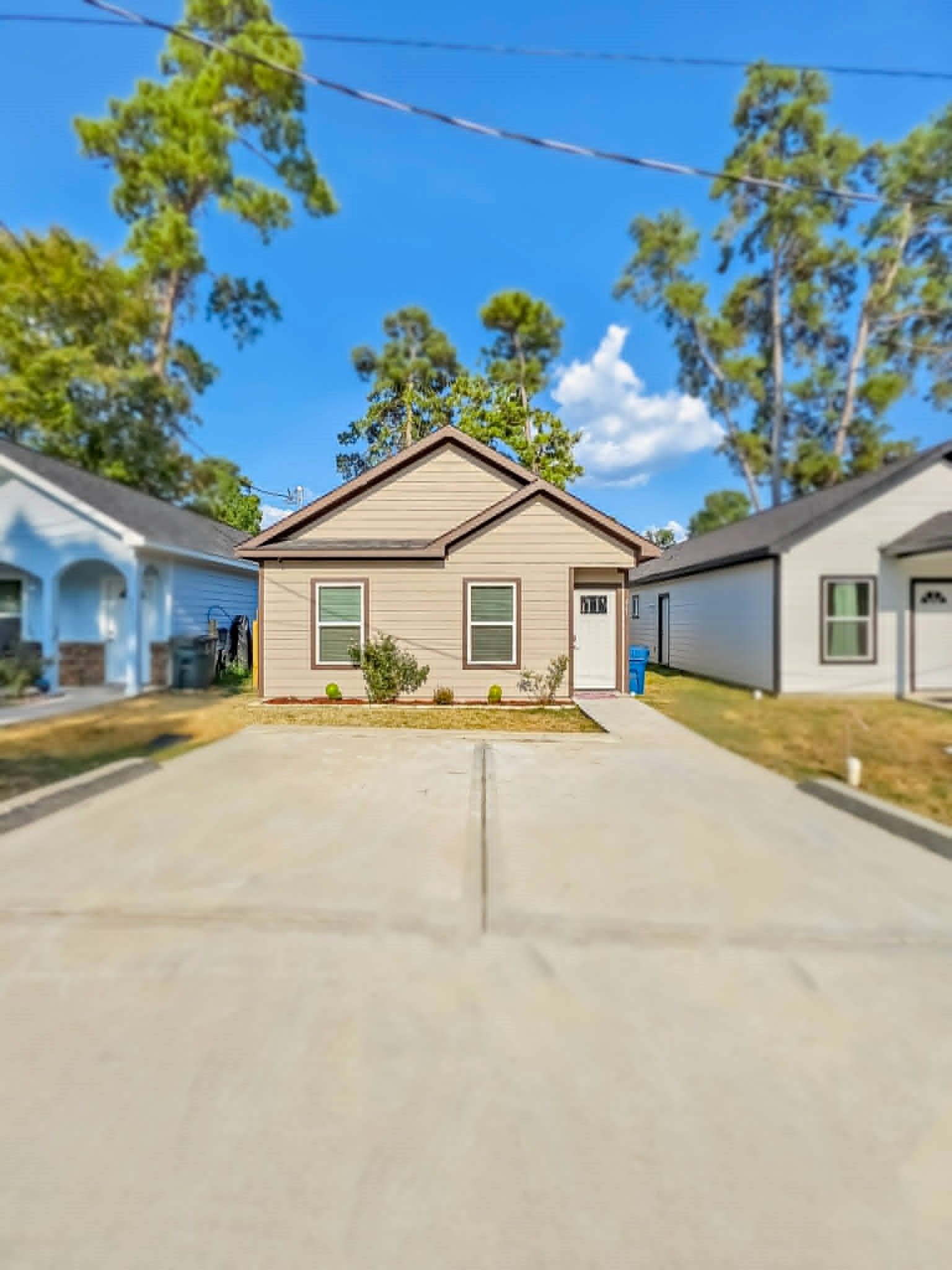 861 Palmdate, Montgomery, TX 77316 861 Palmdate, Montgomery, TX 77316