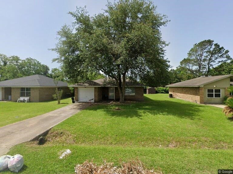 6617 N Lincoln Drive, Hitchcock, TX 77563 6617 N Lincoln Drive, Hitchcock, TX 77563