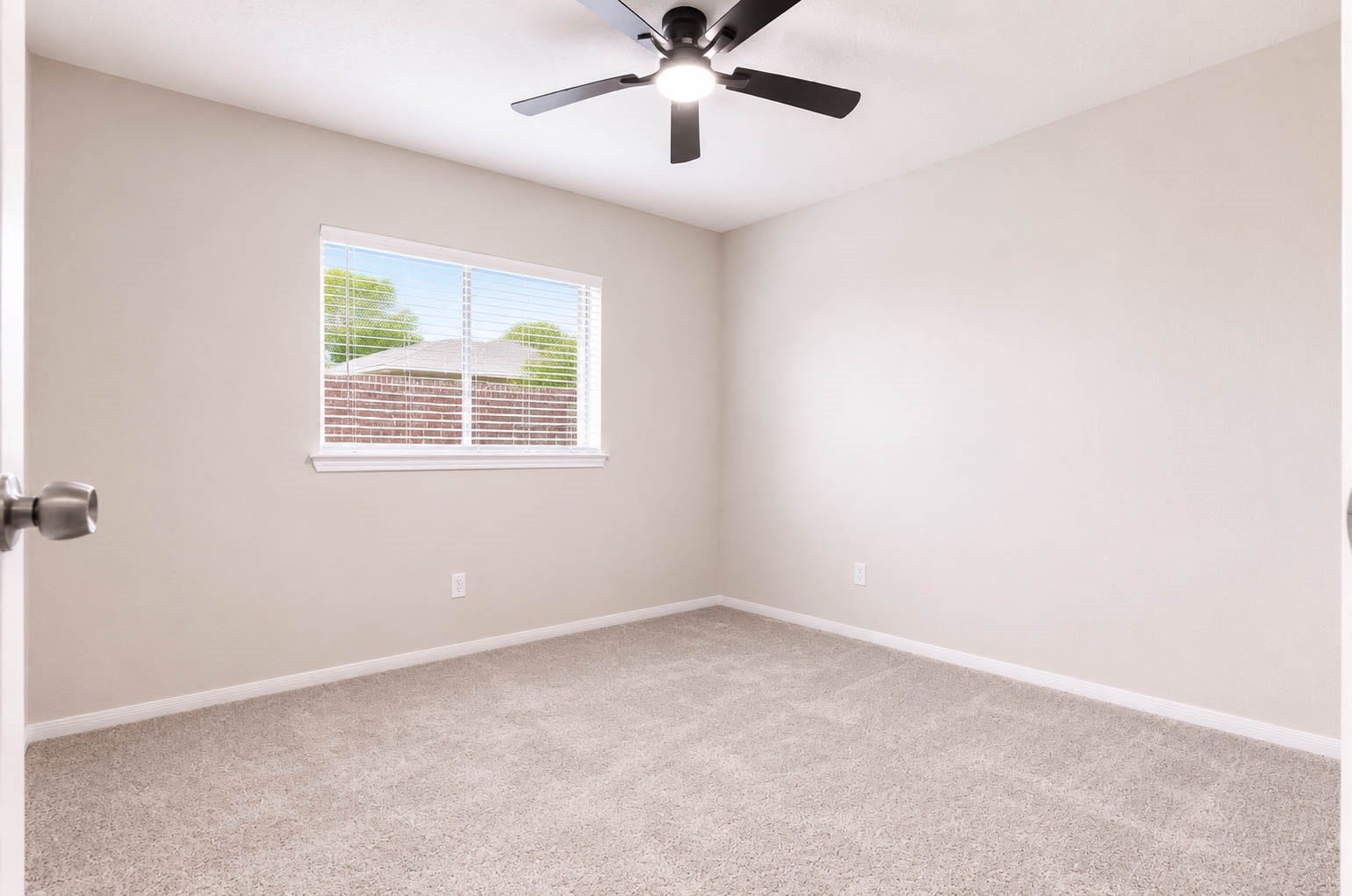 15819 Contender Lane, Friendswood, TX 77546 15819 Contender Lane, Friendswood, TX 77546