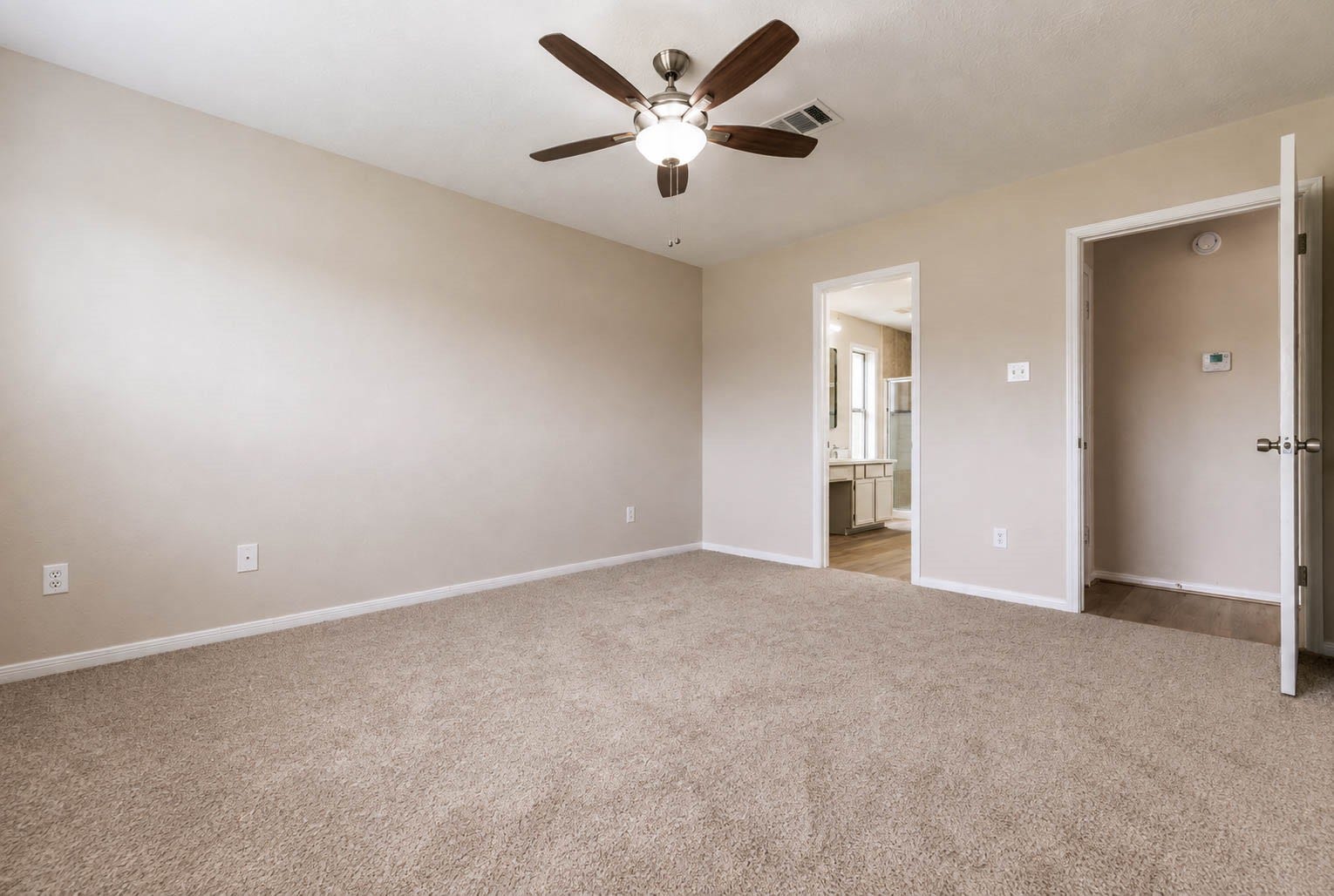 15819 Contender Lane, Friendswood, TX 77546 15819 Contender Lane, Friendswood, TX 77546