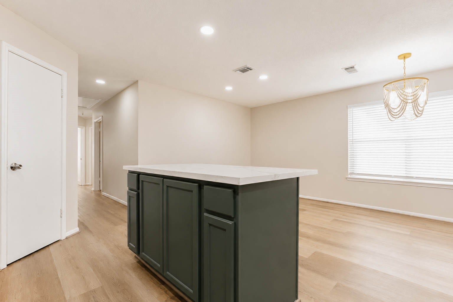 15819 Contender Lane, Friendswood, TX 77546 15819 Contender Lane, Friendswood, TX 77546
