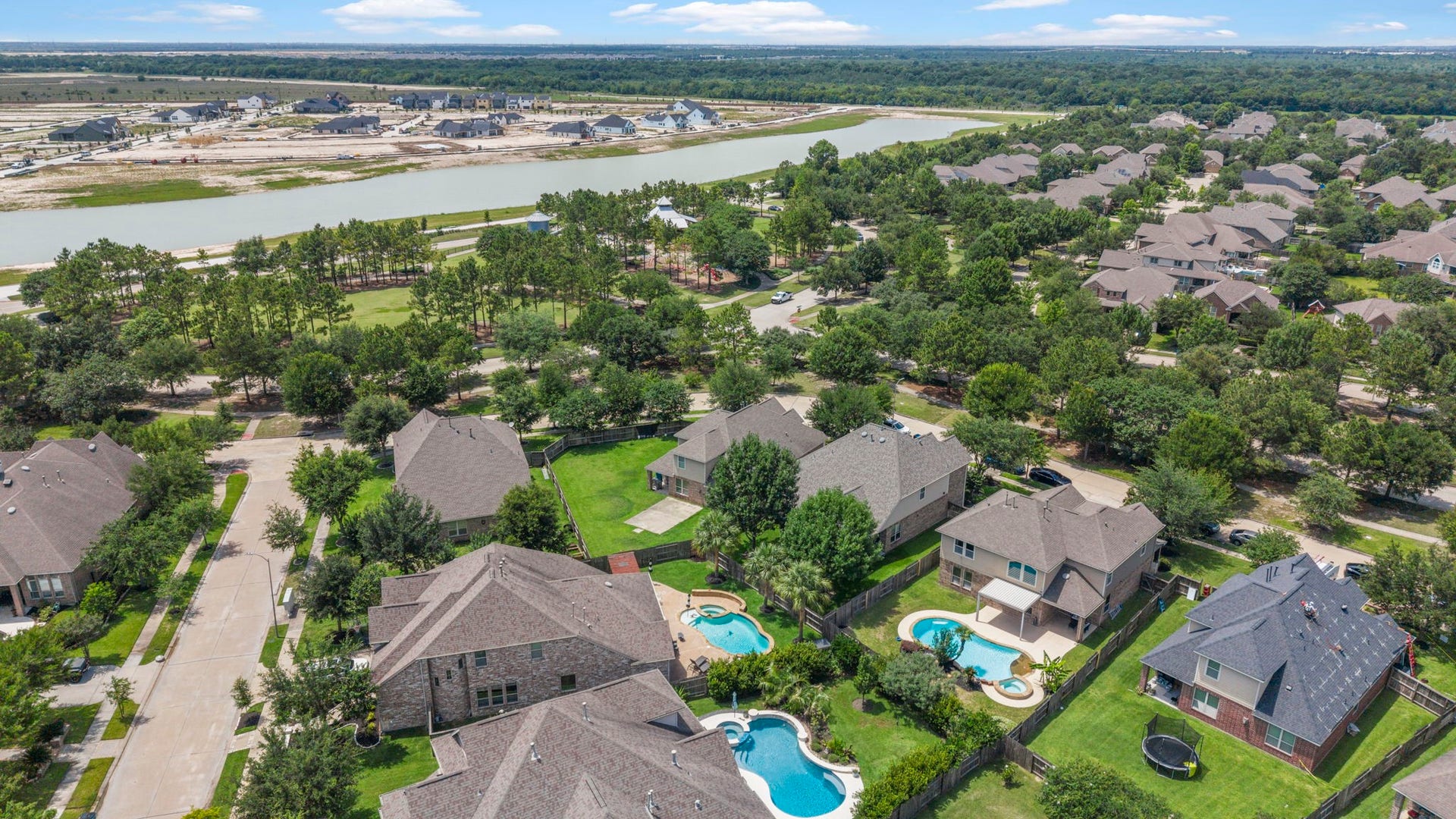 19519 Arbor Lodge Drive, Cypress, TX 77433 Fantastic location with easy access to Grand Pkwy & Hwy 290!
