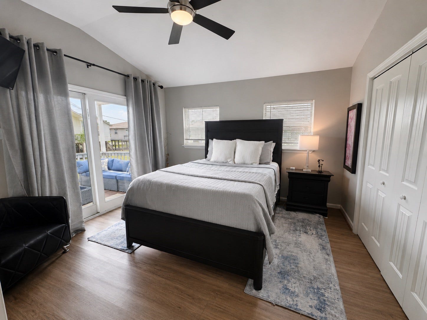 3931 Grayson Drive, Galveston, TX 77554 Bedroom on main floor