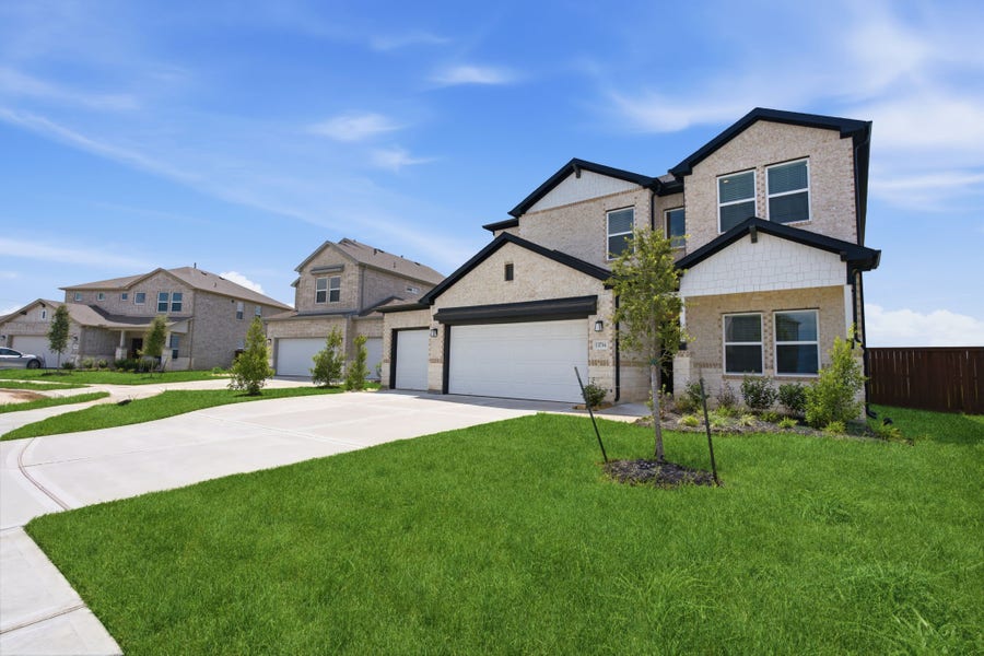 Property photo for 2403 Outpost Canyon Drive, Rosharon, TX