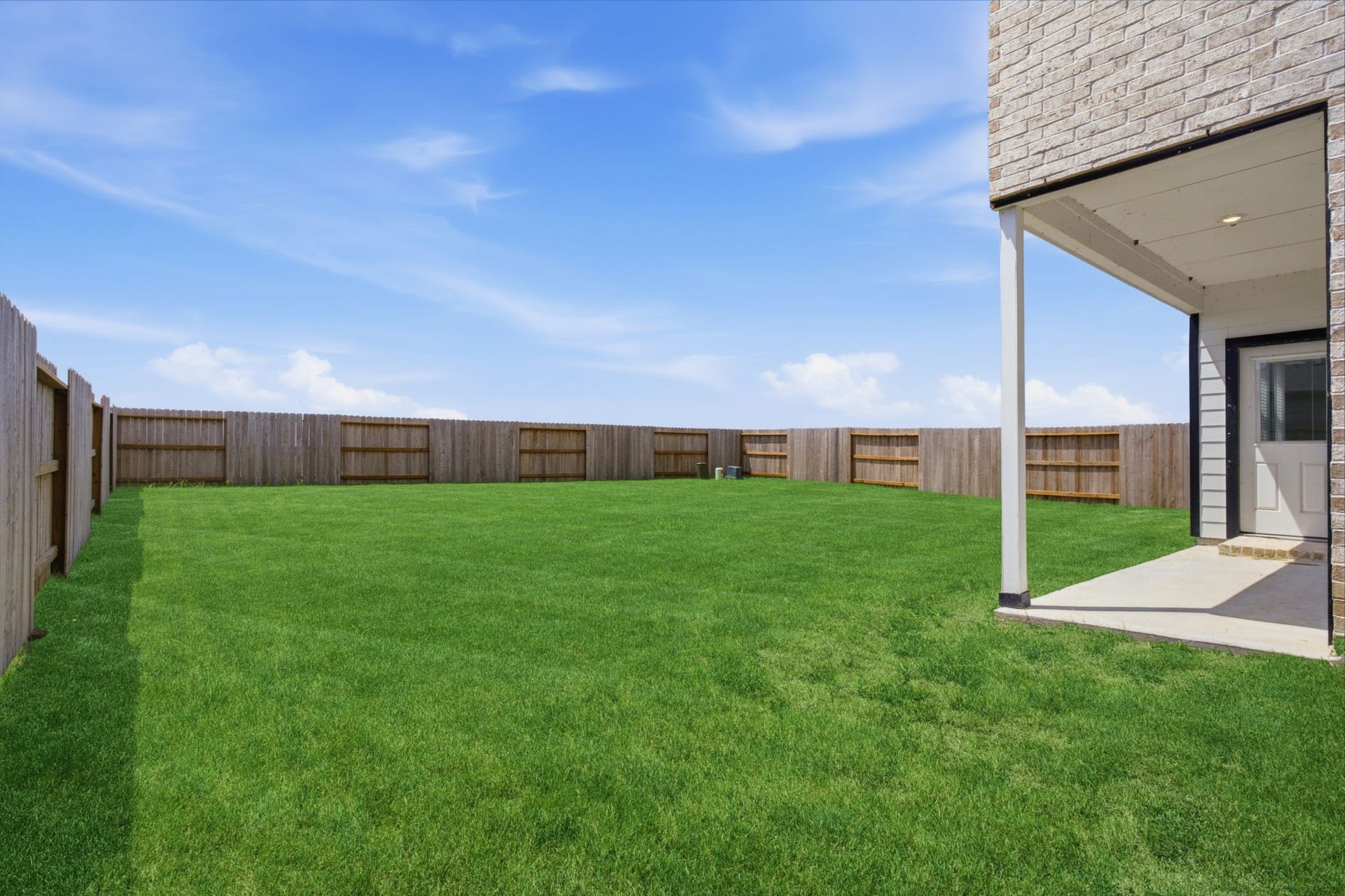 2403 Outpost Canyon Drive, Rosharon, TX 77583 Disclaimer: Image is for illustrative purposes only and may not represent the actual property, features, finishes, or amenities. Actual property details may vary.