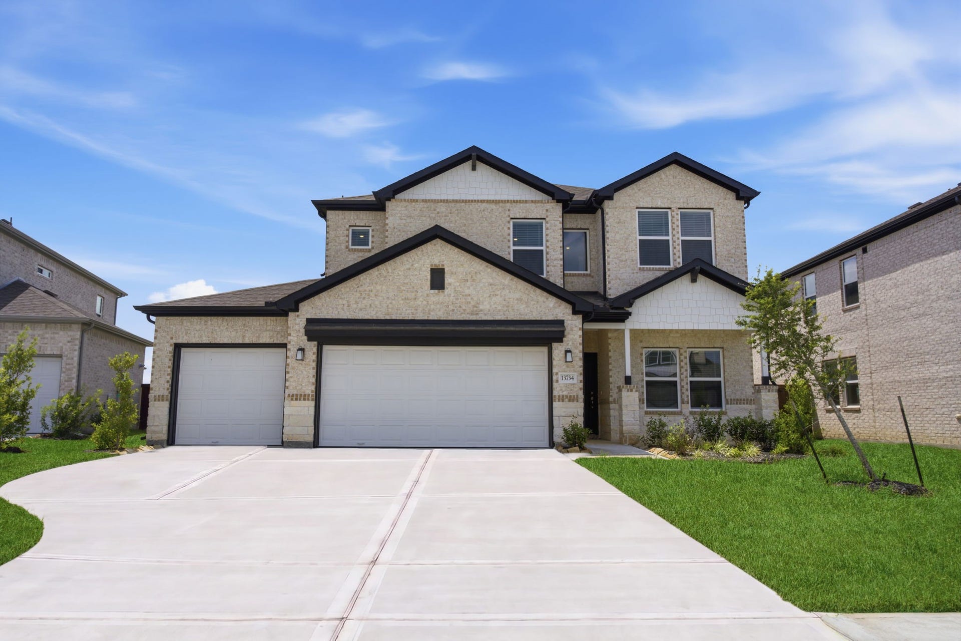 2403 Outpost Canyon Drive, Rosharon, TX 77583 Disclaimer: Image is for illustrative purposes only and may not represent the actual property, features, finishes, or amenities. Actual property details may vary.