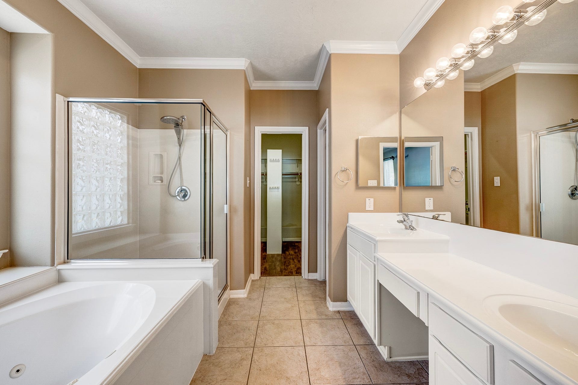 21819 Hannover Village Drive, Spring, TX 77388 21819 Hannover Village Drive, Spring, TX 77388