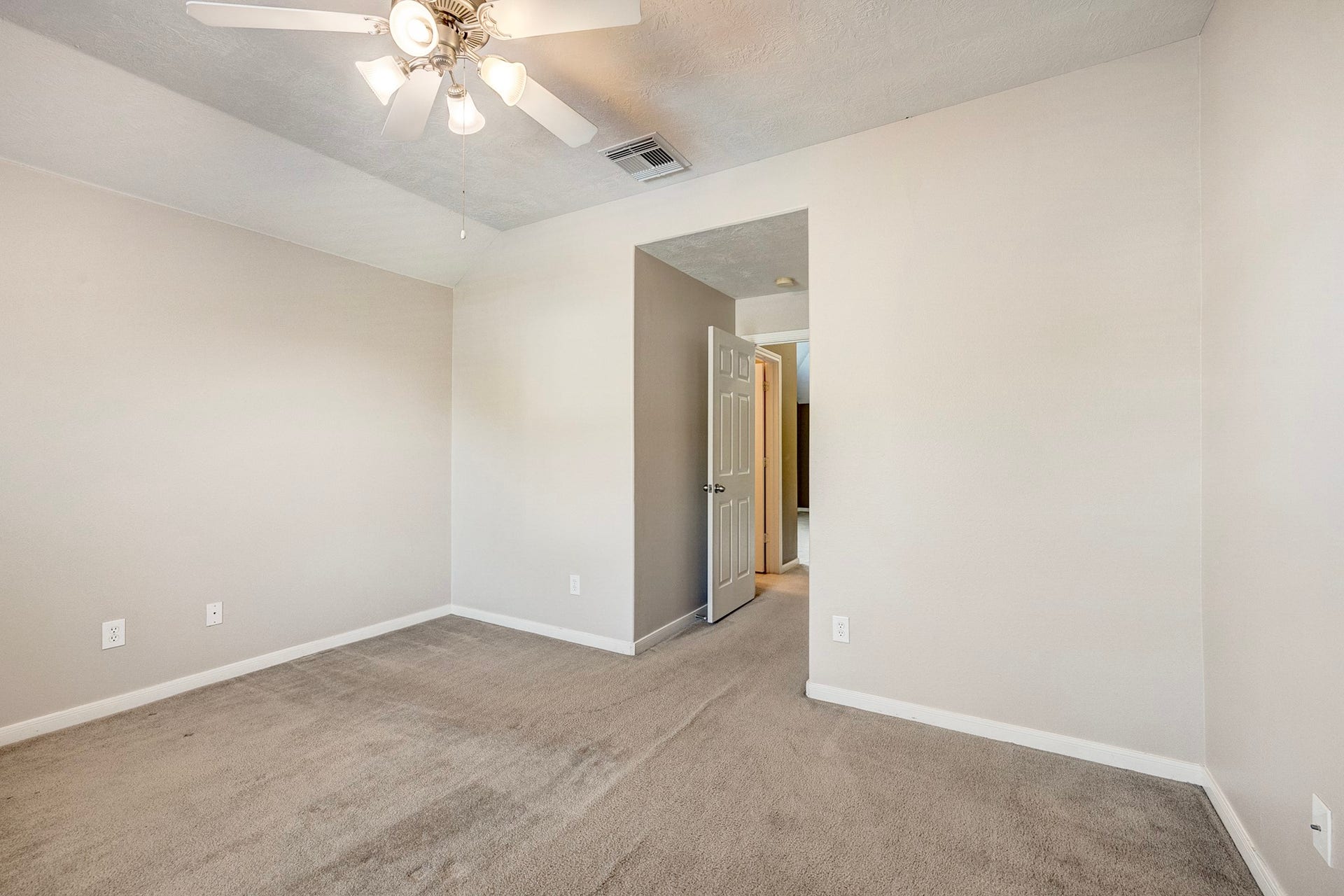 21819 Hannover Village Drive, Spring, TX 77388 21819 Hannover Village Drive, Spring, TX 77388