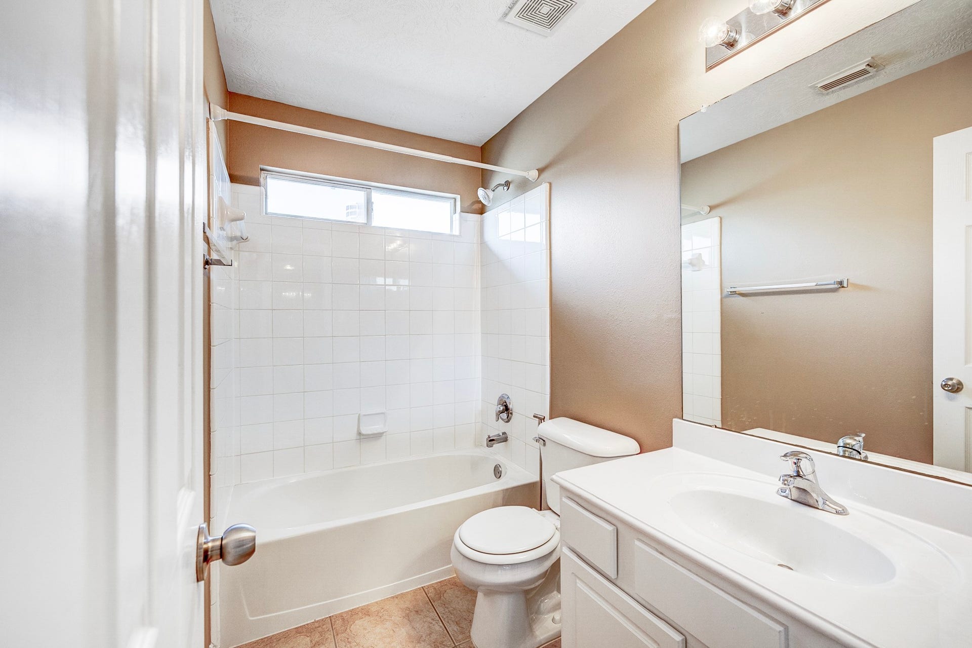 21819 Hannover Village Drive, Spring, TX 77388 21819 Hannover Village Drive, Spring, TX 77388