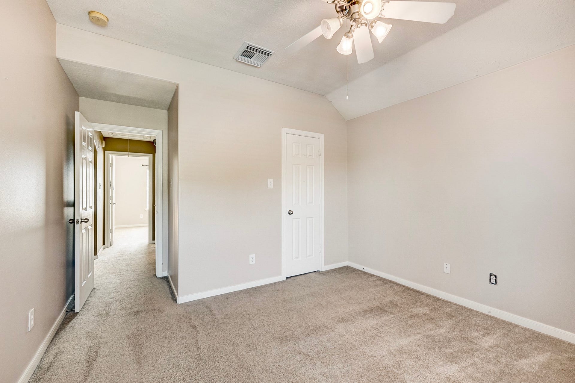 21819 Hannover Village Drive, Spring, TX 77388 21819 Hannover Village Drive, Spring, TX 77388