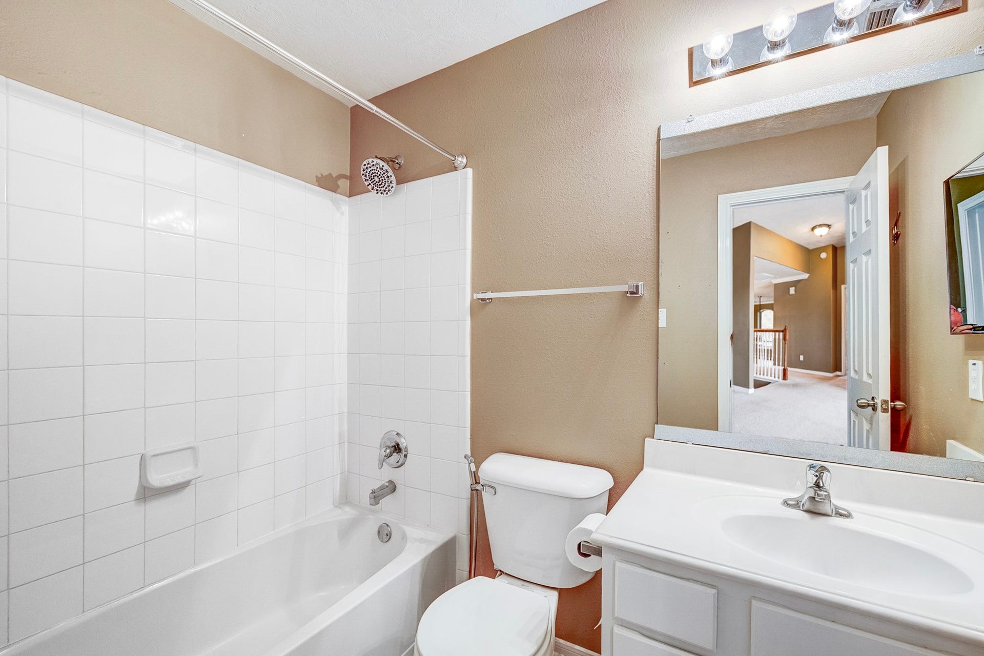 21819 Hannover Village Drive, Spring, TX 77388 21819 Hannover Village Drive, Spring, TX 77388