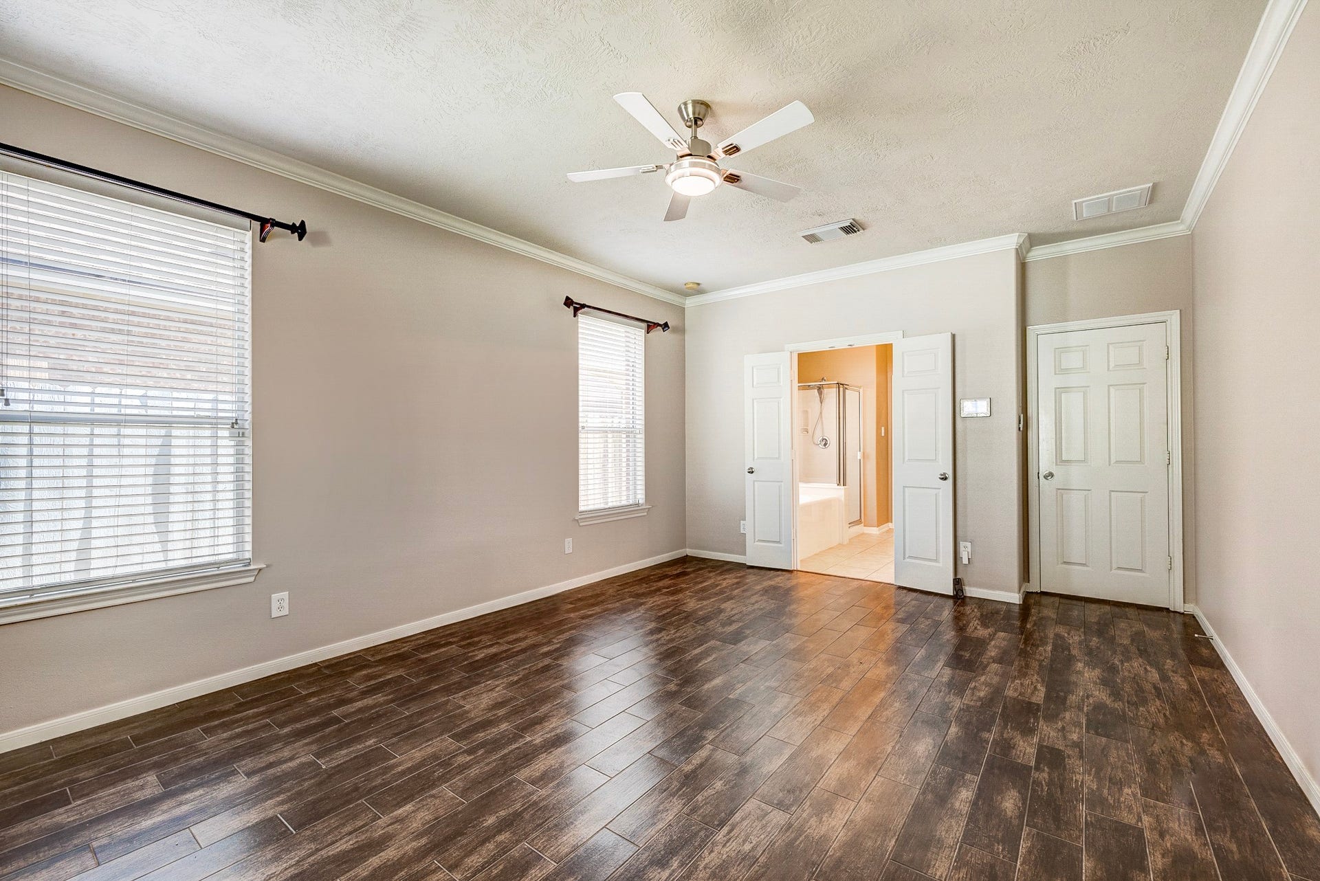 21819 Hannover Village Drive, Spring, TX 77388 21819 Hannover Village Drive, Spring, TX 77388