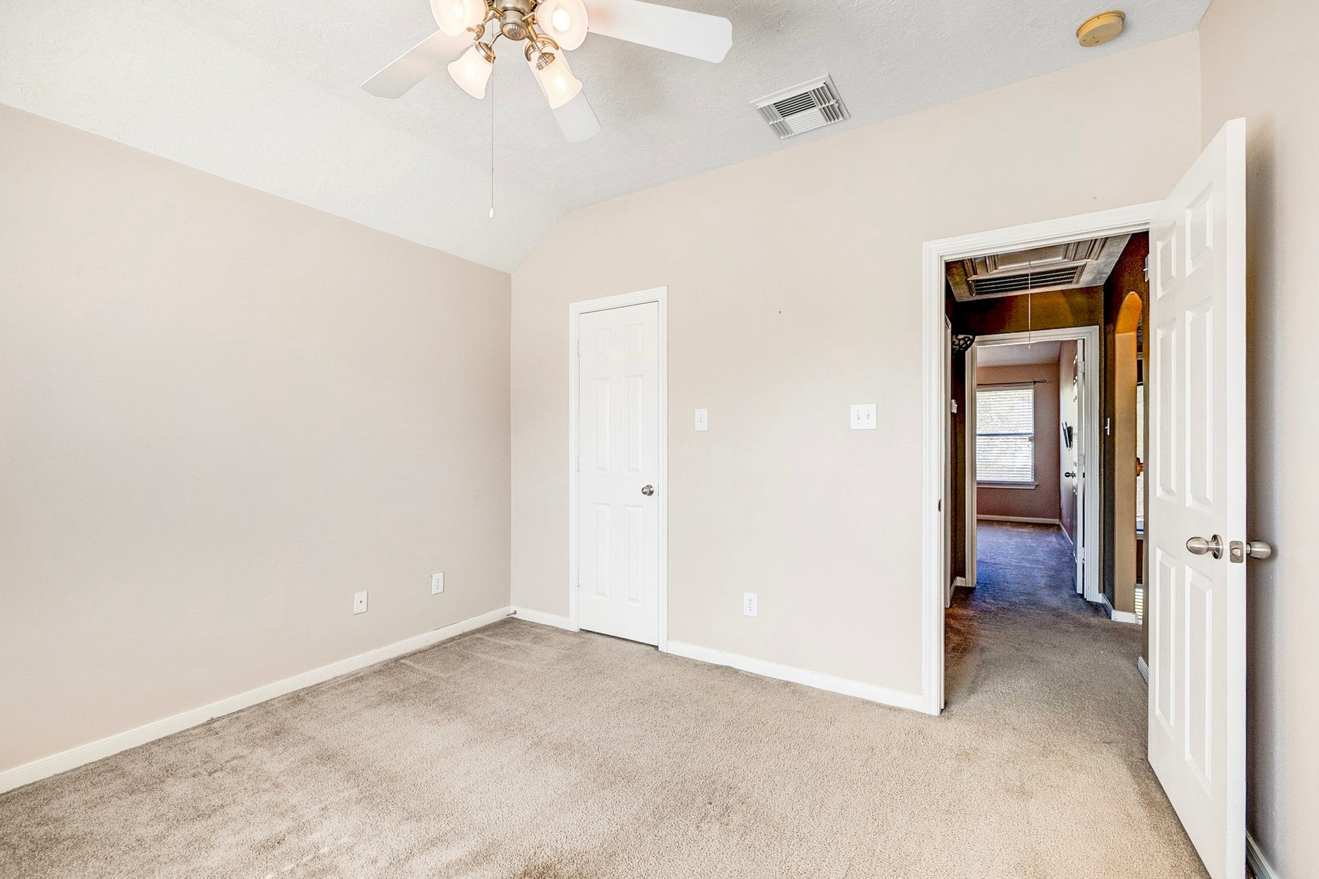 21819 Hannover Village Drive, Spring, TX 77388 21819 Hannover Village Drive, Spring, TX 77388