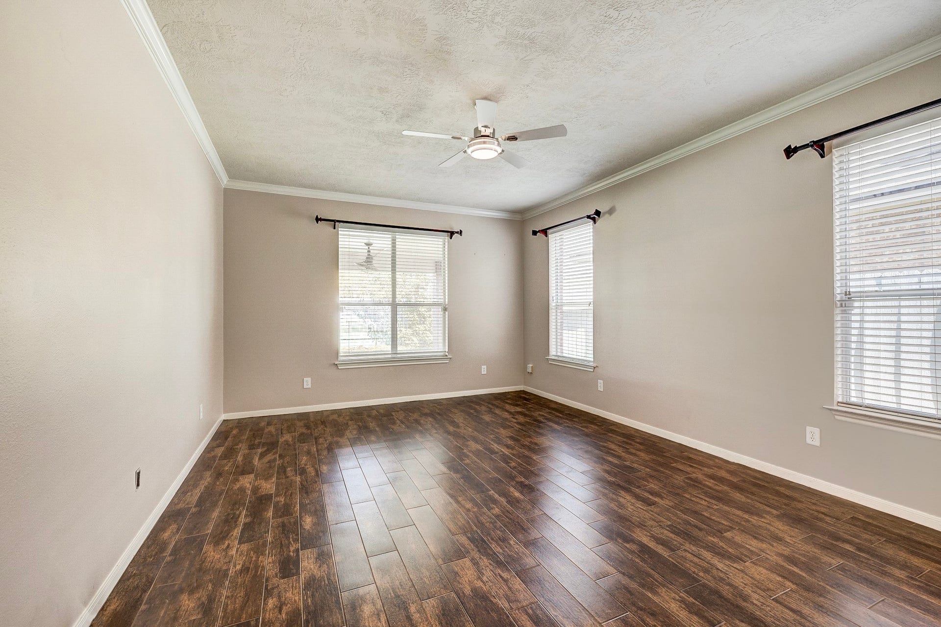 21819 Hannover Village Drive, Spring, TX 77388 21819 Hannover Village Drive, Spring, TX 77388