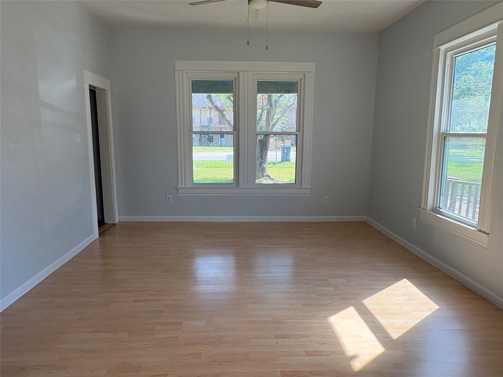 529 E Myrtle Street, Angleton, TX 77515 529 E Myrtle Street, Angleton, TX 77515