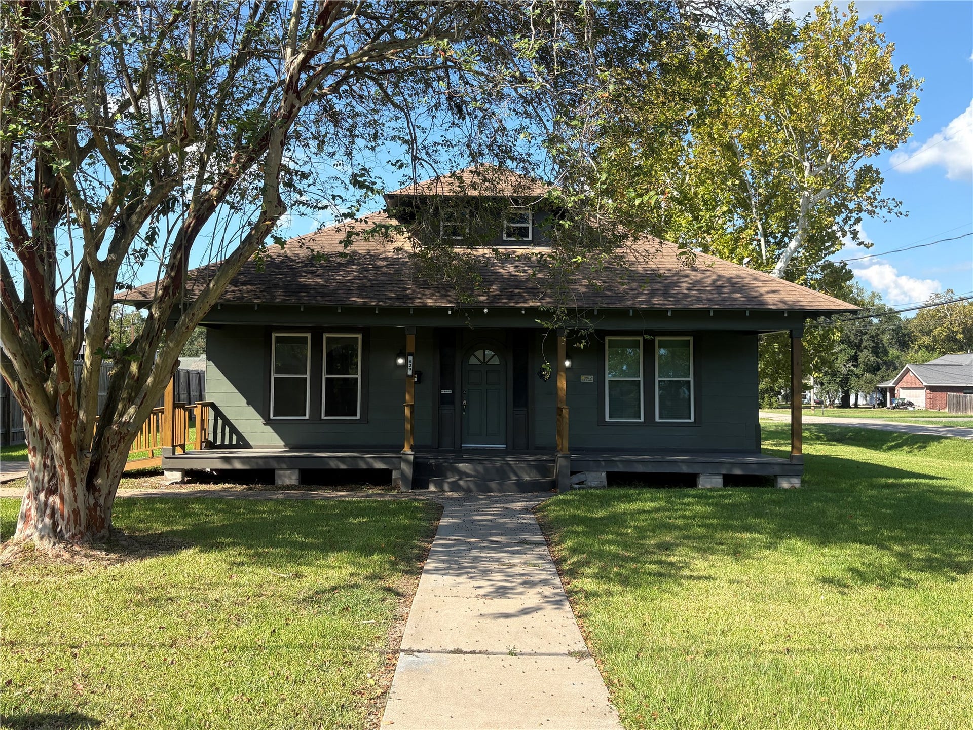 529 E Myrtle Street, Angleton, TX 77515 529 E Myrtle Street, Angleton, TX 77515