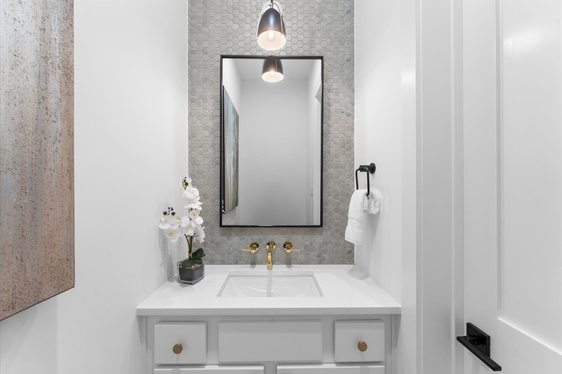 Second floor powder bath.