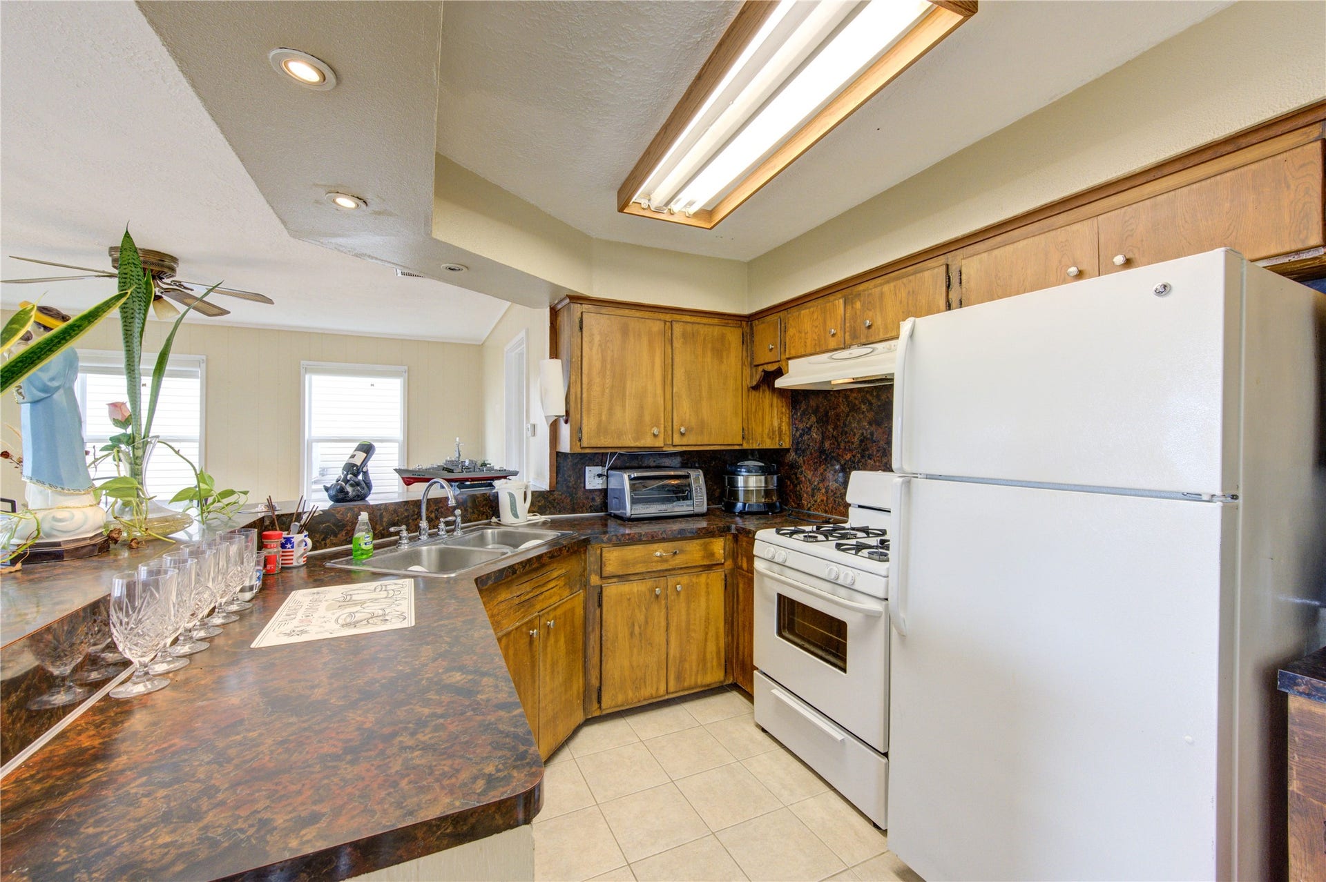 138 Tarpon Street, Bayou Vista, TX 77563 138 Tarpon Street, Bayou Vista, TX 77563