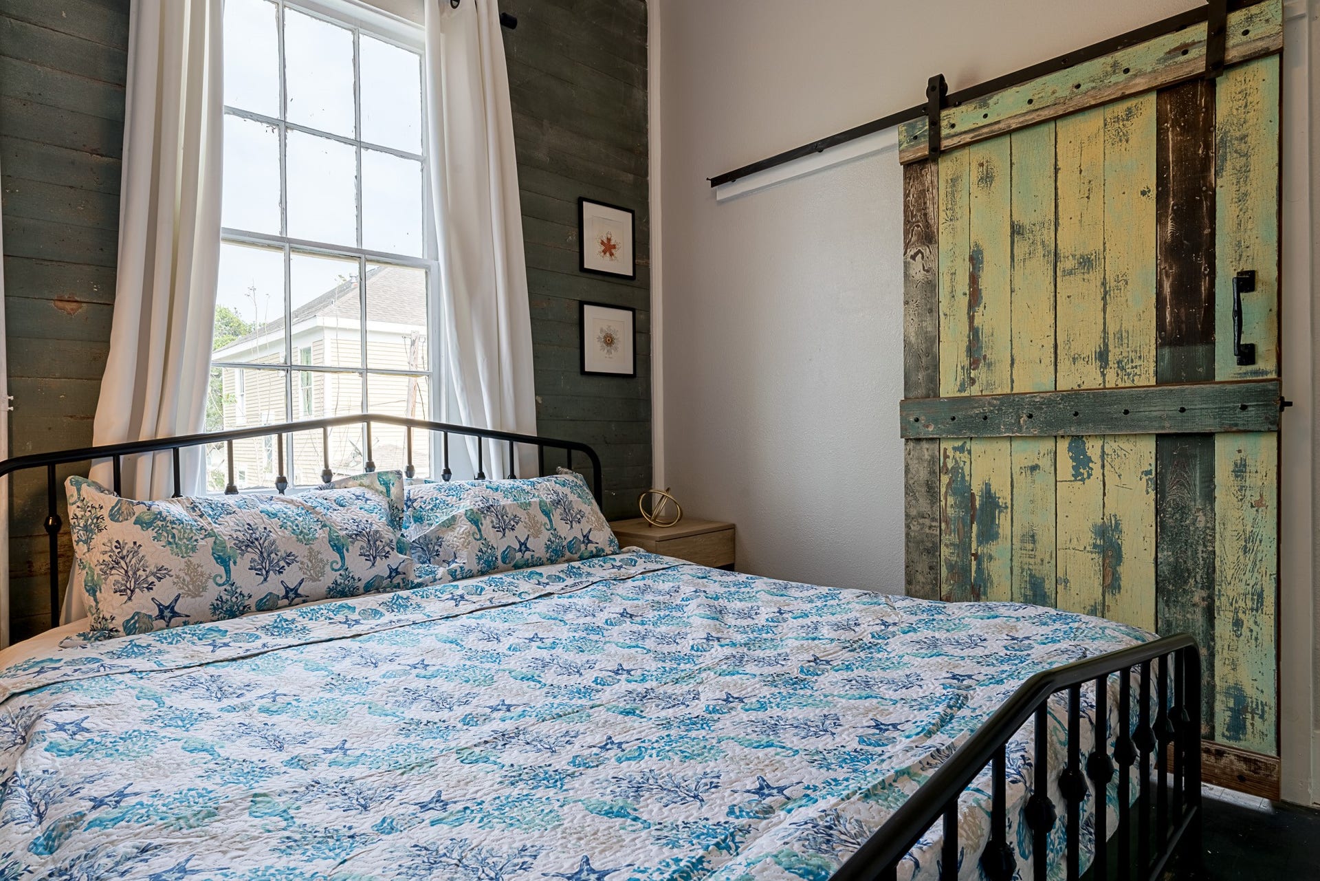 2511 Avenue L, Galveston, TX 77550 Bedroom two on the second floor with king size bed