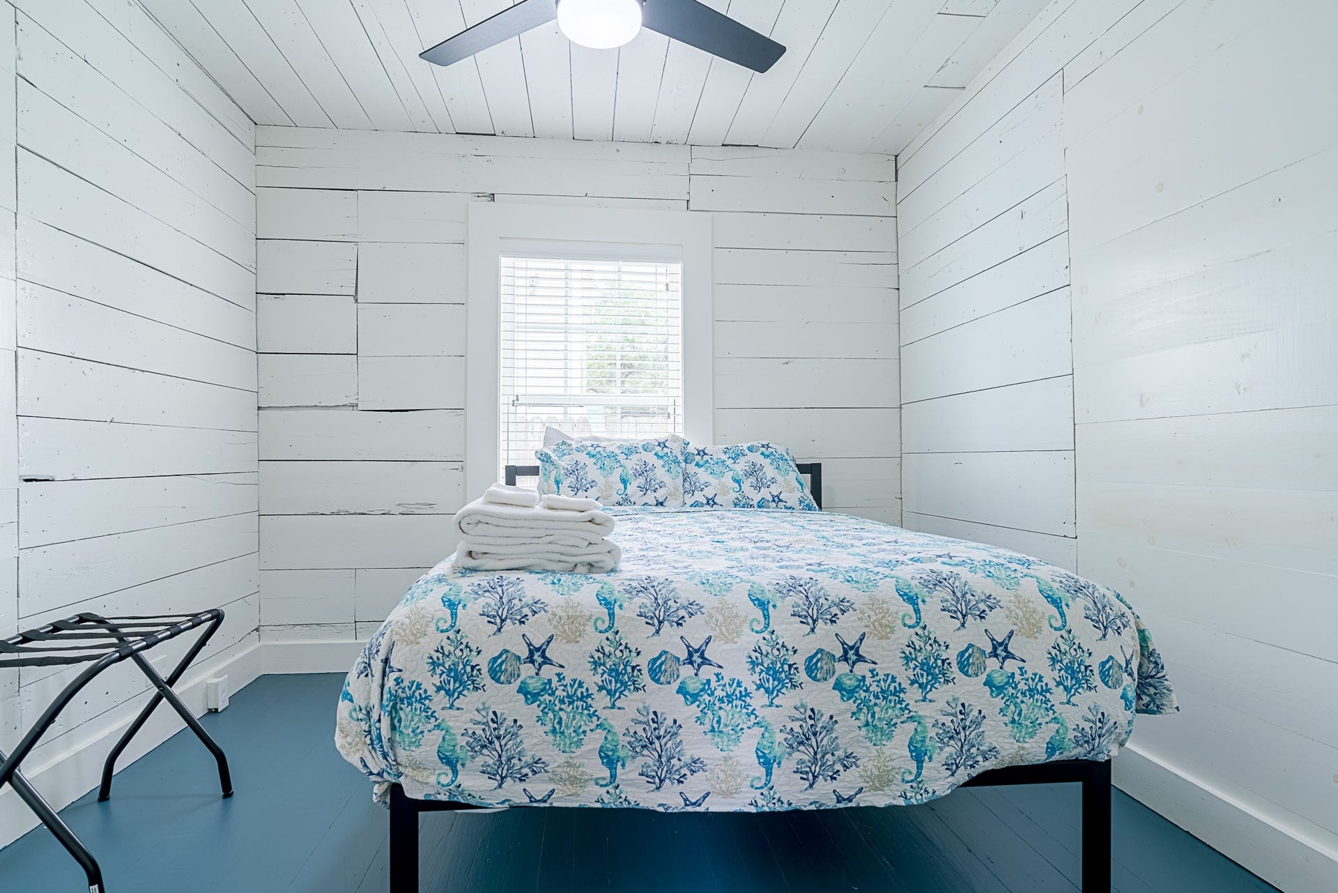 2511 Avenue L, Galveston, TX 77550 Bedroom three with king size bed