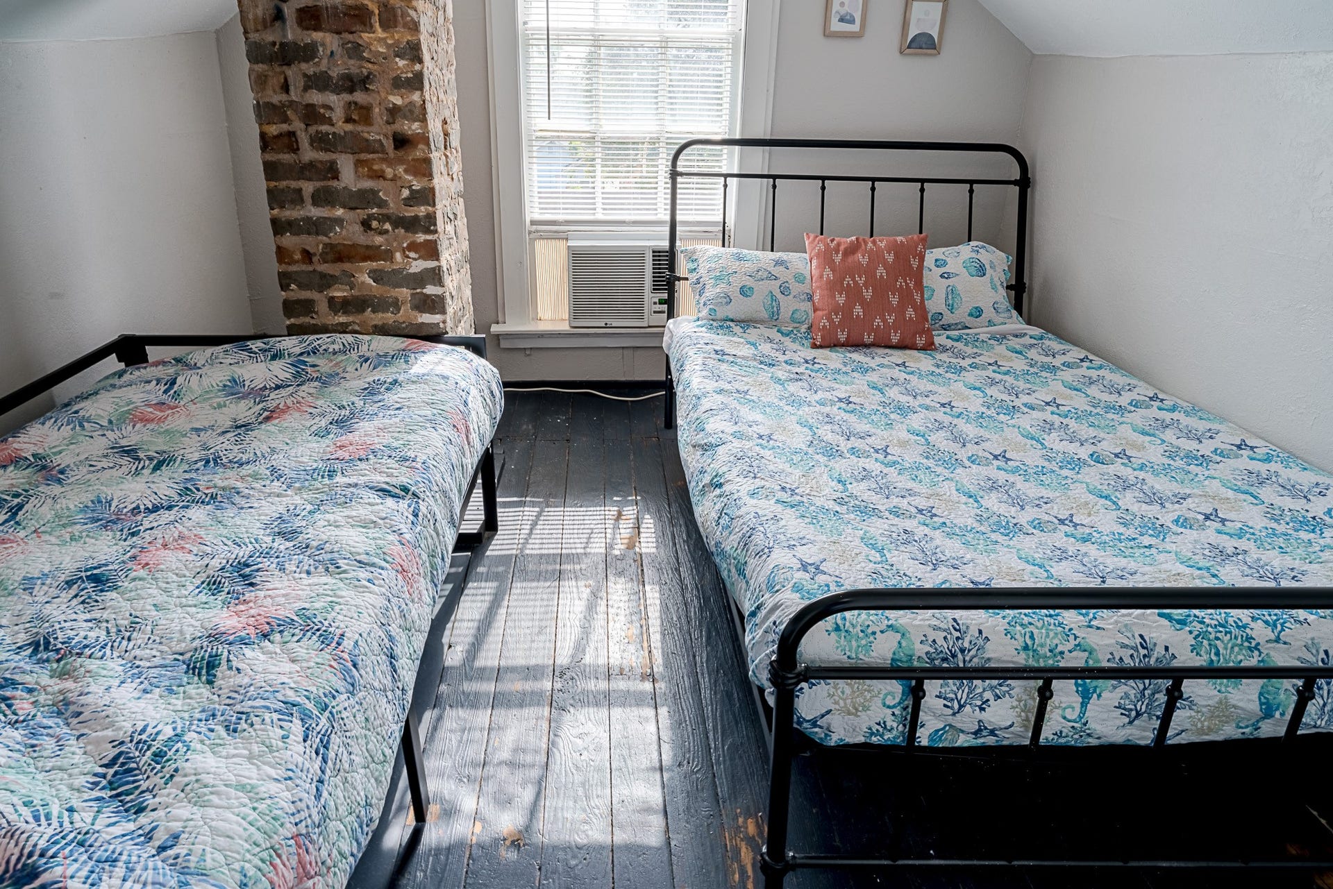 2511 Avenue L, Galveston, TX 77550 Bonus room on the half story has two twin beds