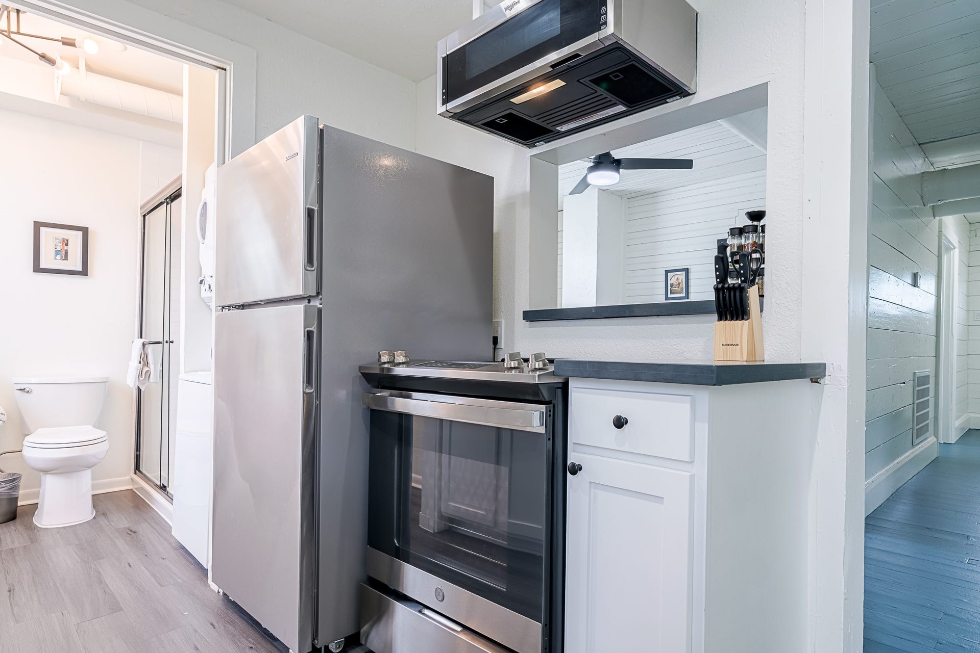 2511 Avenue L, Galveston, TX 77550 Upgraded appliances