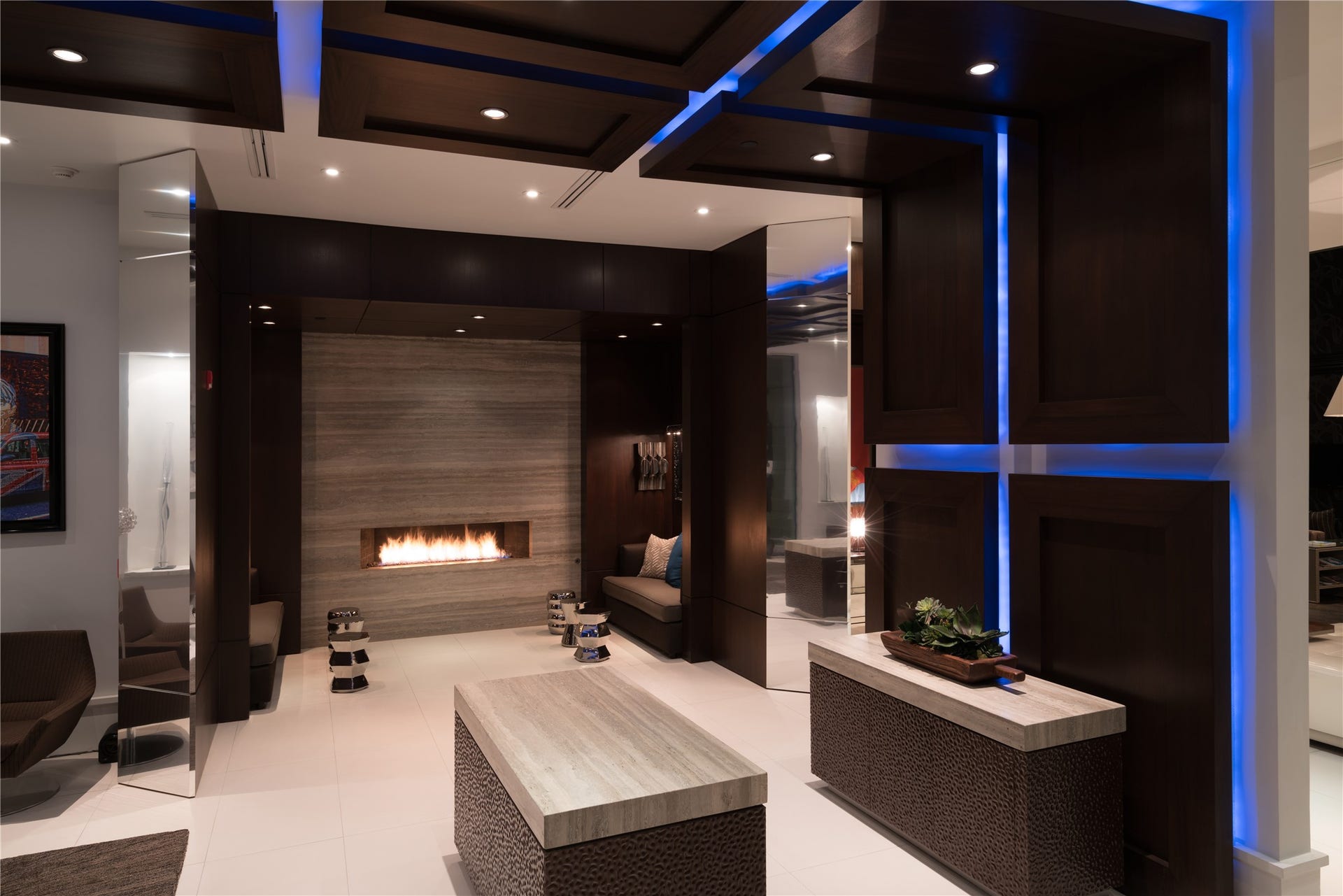 306 McGowen Street, #3306, Houston, TX 77006 One of several areas with free wifi for WFH