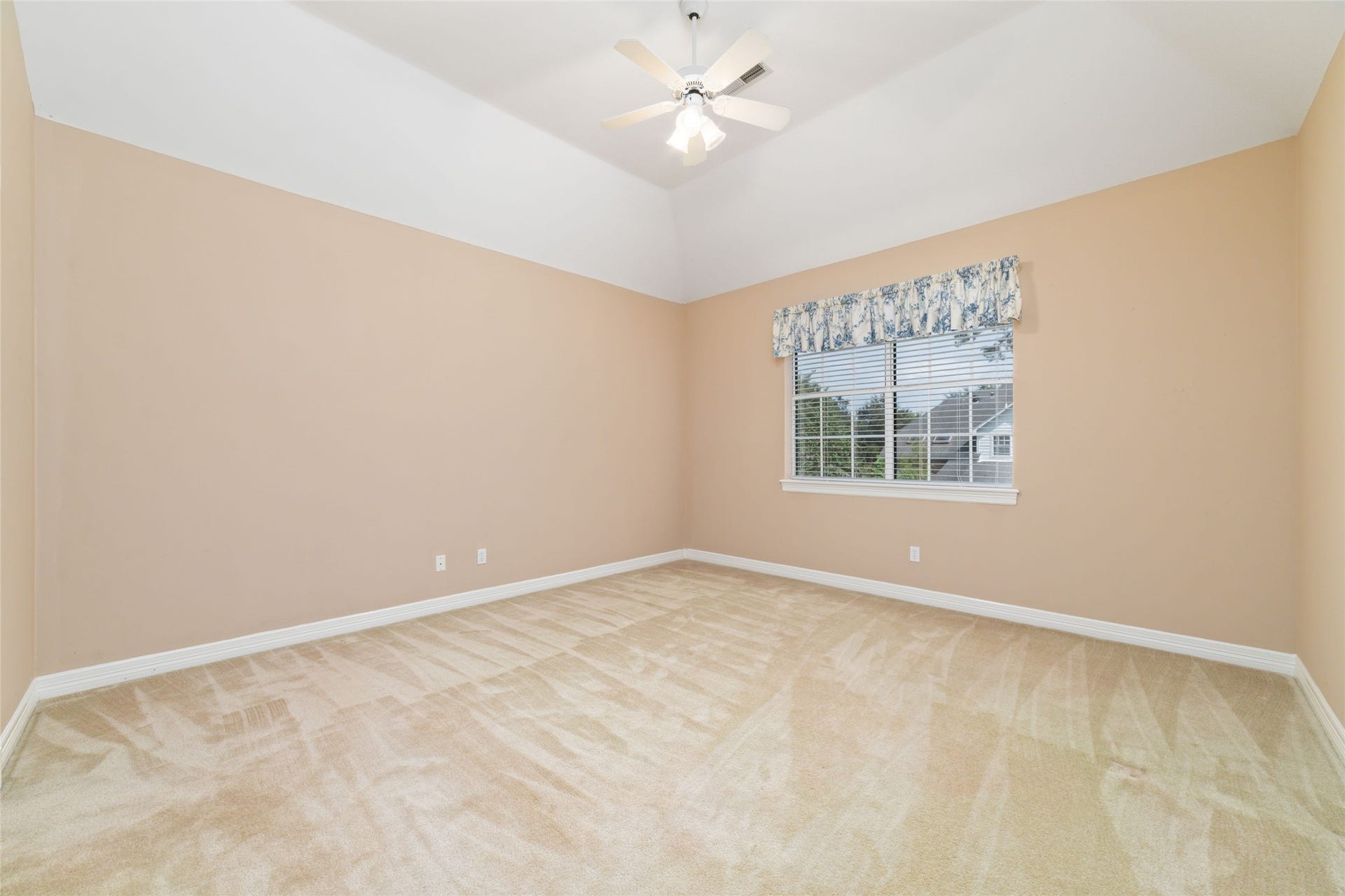 16114 Lafone Drive, Spring, TX 77379 Another generously sized upstairs bedroom with natural light and plenty of flexibility for family and guests.