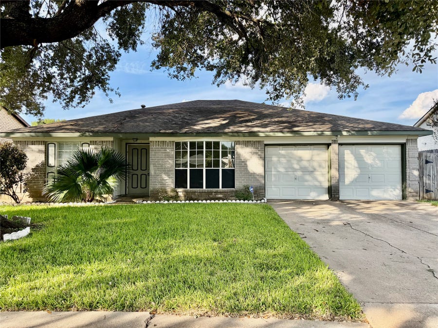 Property photo for 3119 Rifle Gap Lane, Sugar Land, TX