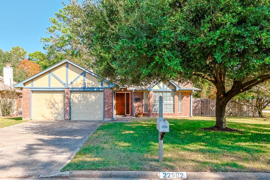Property photo for 22502 Red Pine Drive, Tomball, TX