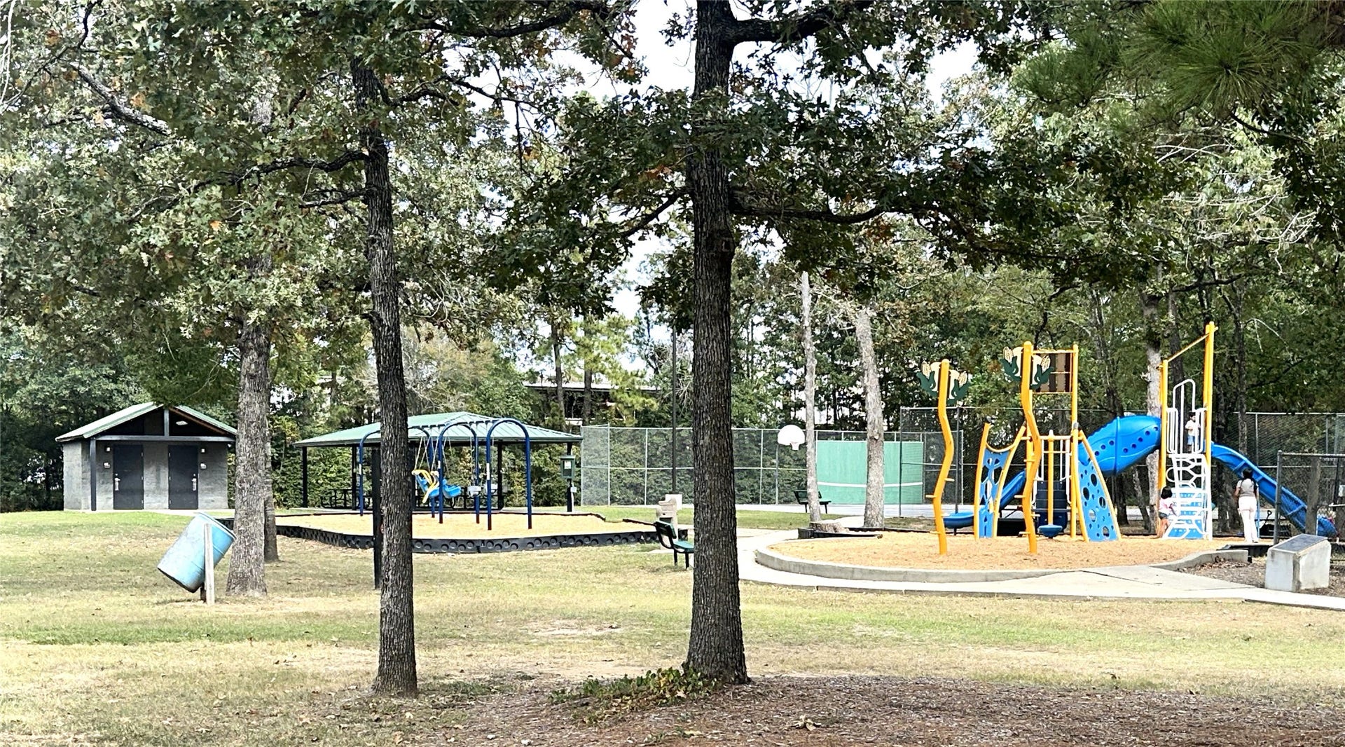 984 Arbor Glen, Conroe, TX 77303 984 Arbor Glen, Conroe, TX 77303