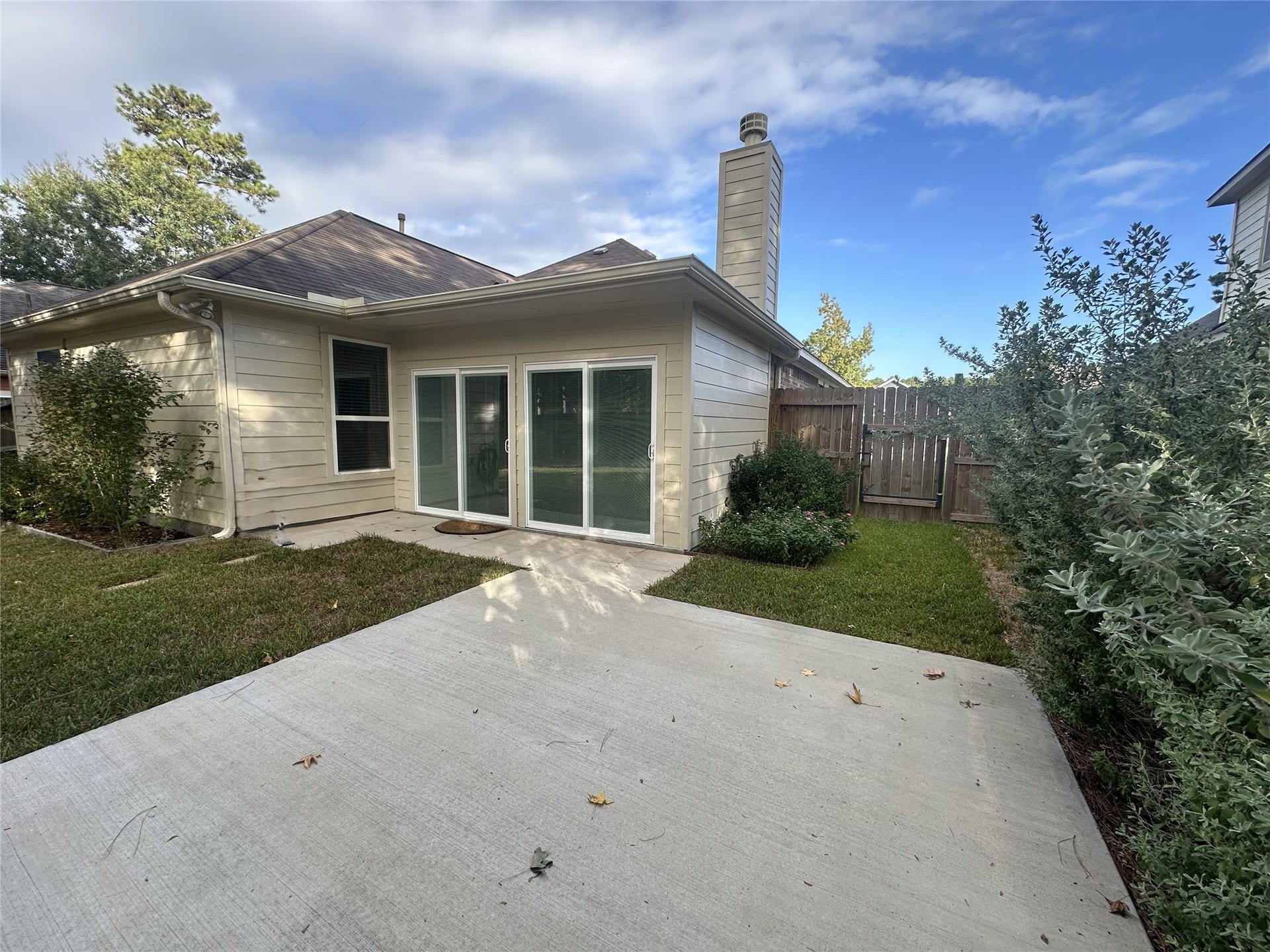 984 Arbor Glen, Conroe, TX 77303 984 Arbor Glen, Conroe, TX 77303