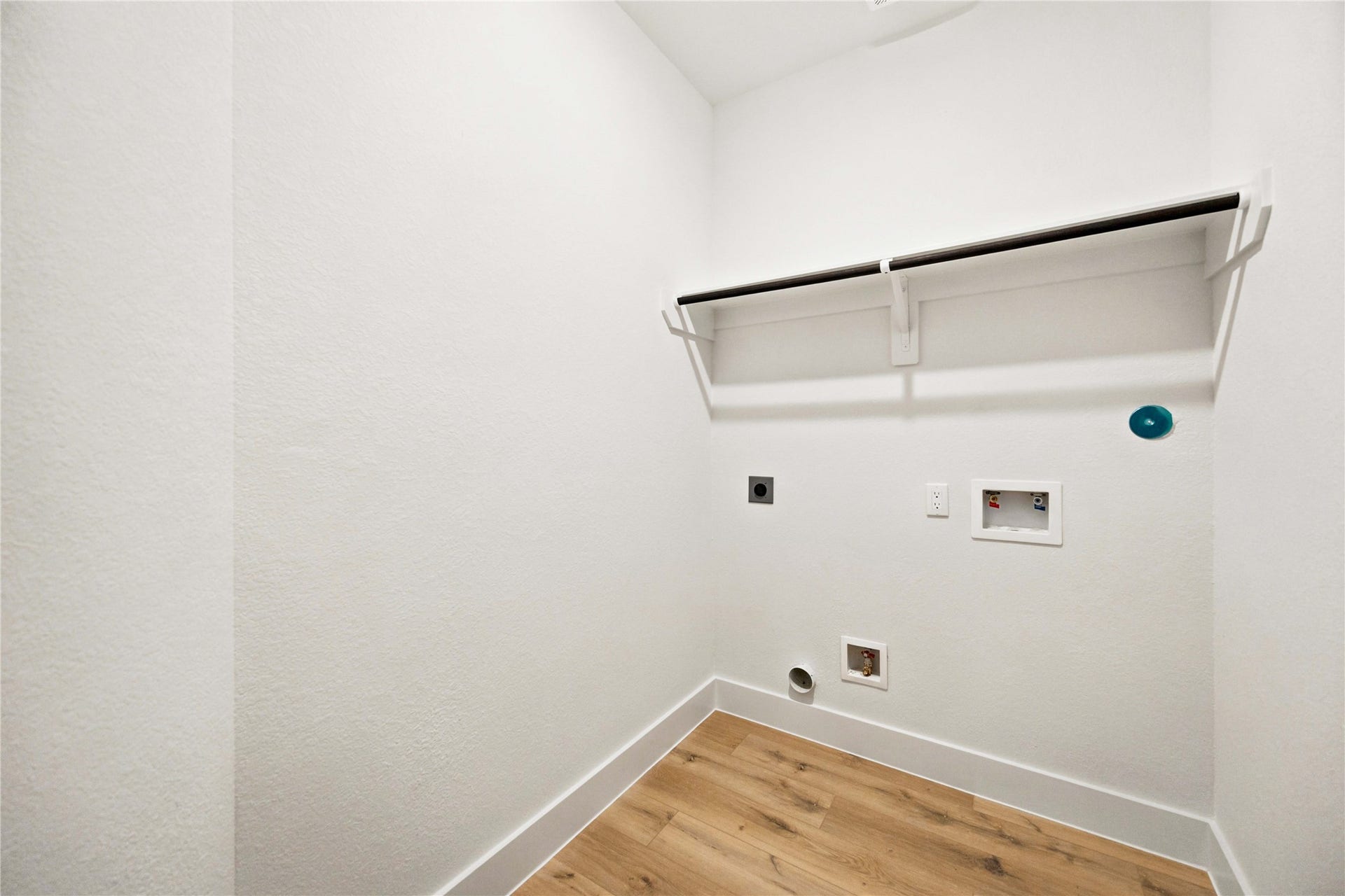 4117 Kewanee Street, #A, Houston, TX 77051 2nd floor utility room