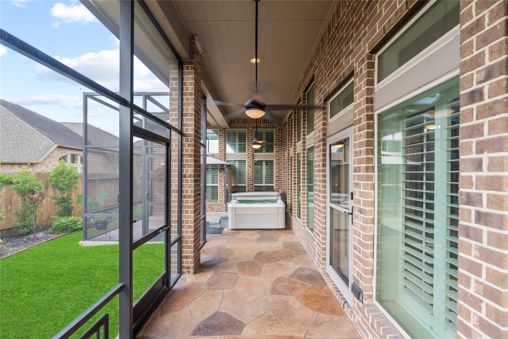 6306 Milam Branch Lane, Rosenberg, TX 77471 Patio