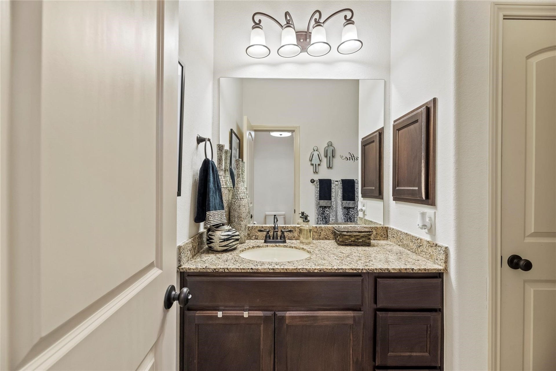 6306 Milam Branch Lane, Rosenberg, TX 77471 Bathroom 2