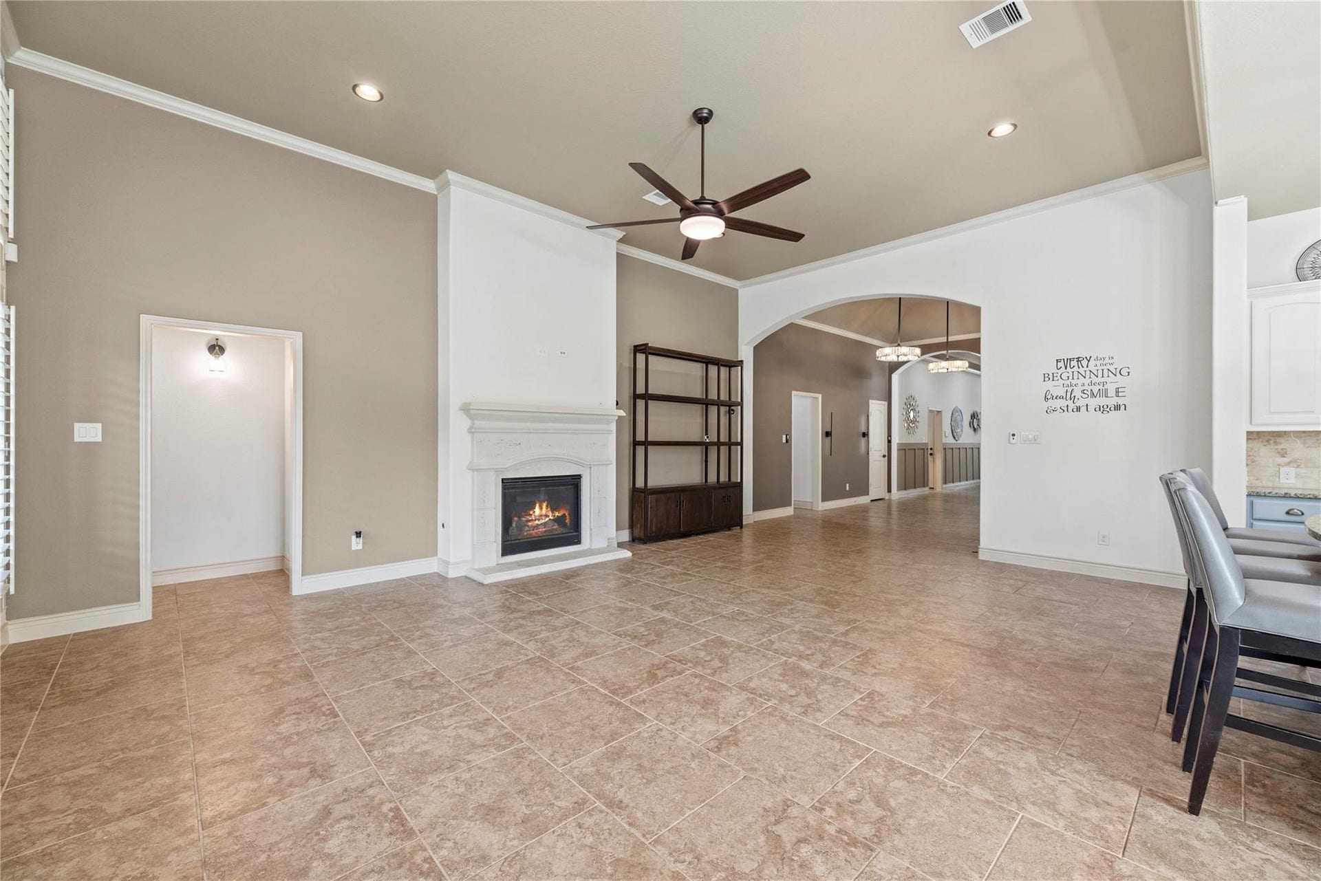 6306 Milam Branch Lane, Rosenberg, TX 77471 Family room